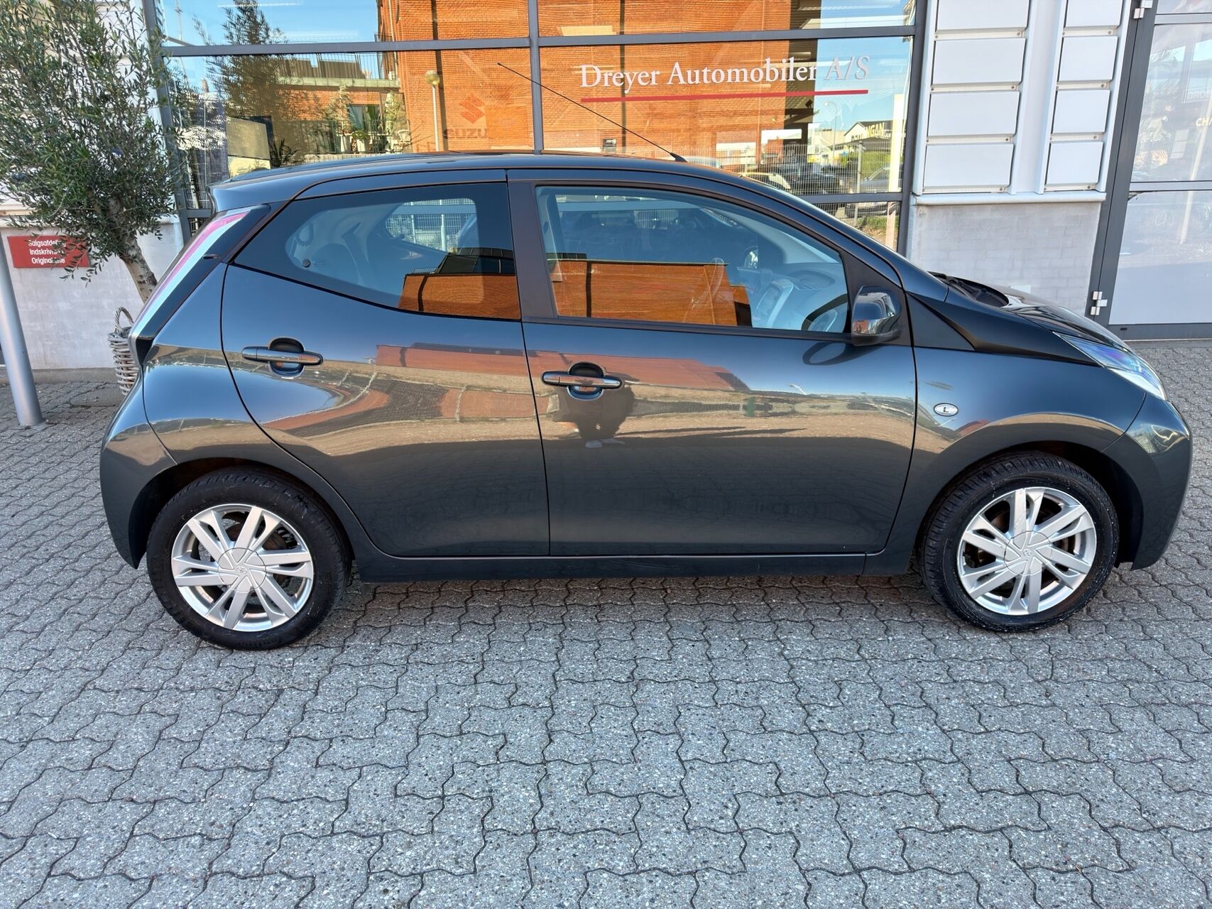 Billede af Toyota Aygo 1,0 VVT-I X-Touch 69HK 5d