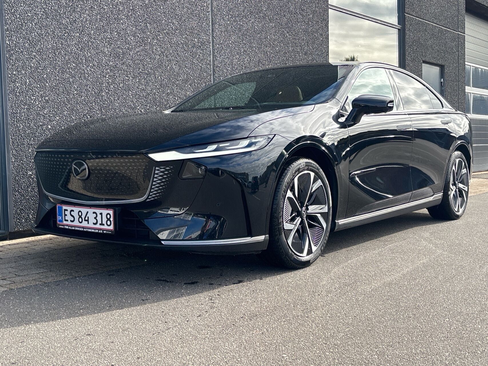 Billede af Mazda 6e EL Takumi Plus 258HK 5d Aut.