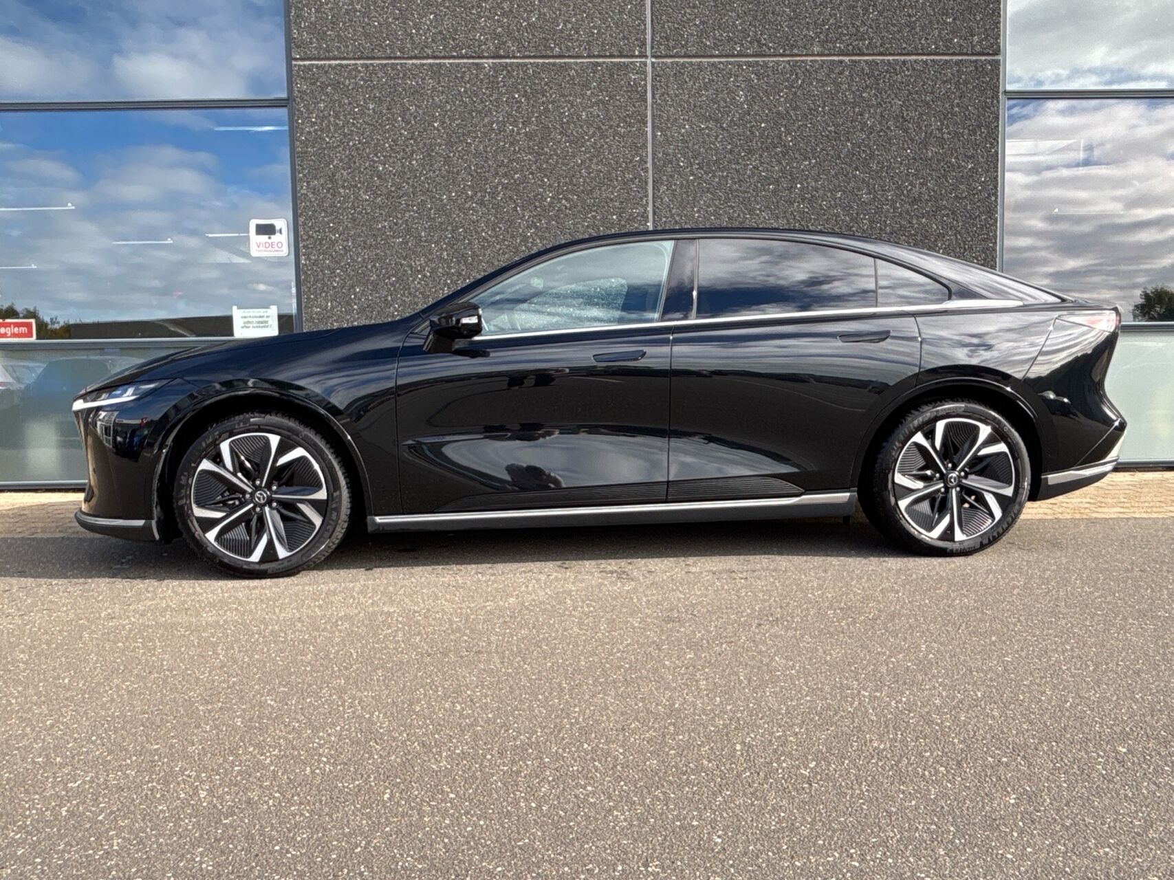 Billede af Mazda 6e EL Takumi Plus 258HK 5d Aut.