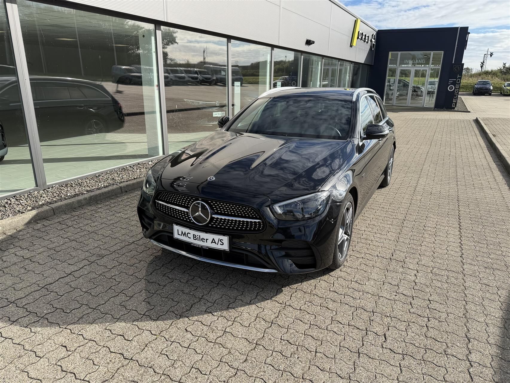 Billede af Mercedes-Benz E300 de T 2,0 Plugin-hybrid 9G-Tronic 306HK Stc Aut.