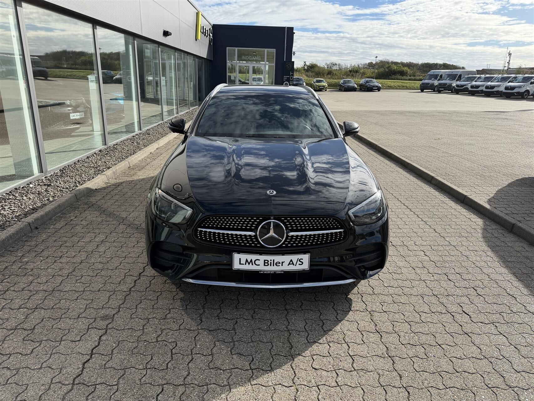 Billede af Mercedes-Benz E300 de T 2,0 Plugin-hybrid 9G-Tronic 306HK Stc Aut.