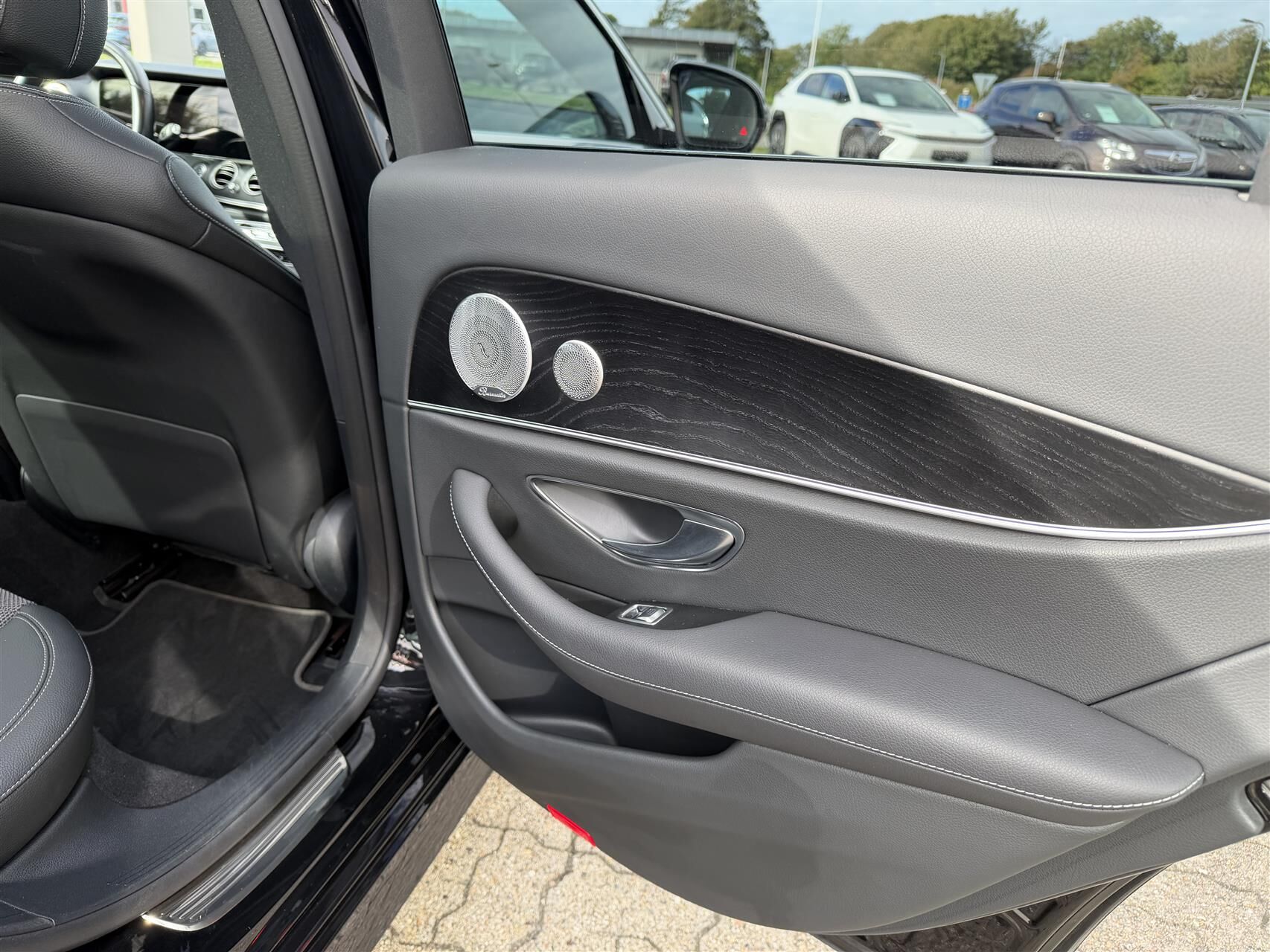 Billede af Mercedes-Benz E300 de T 2,0 Plugin-hybrid 9G-Tronic 306HK Stc Aut.
