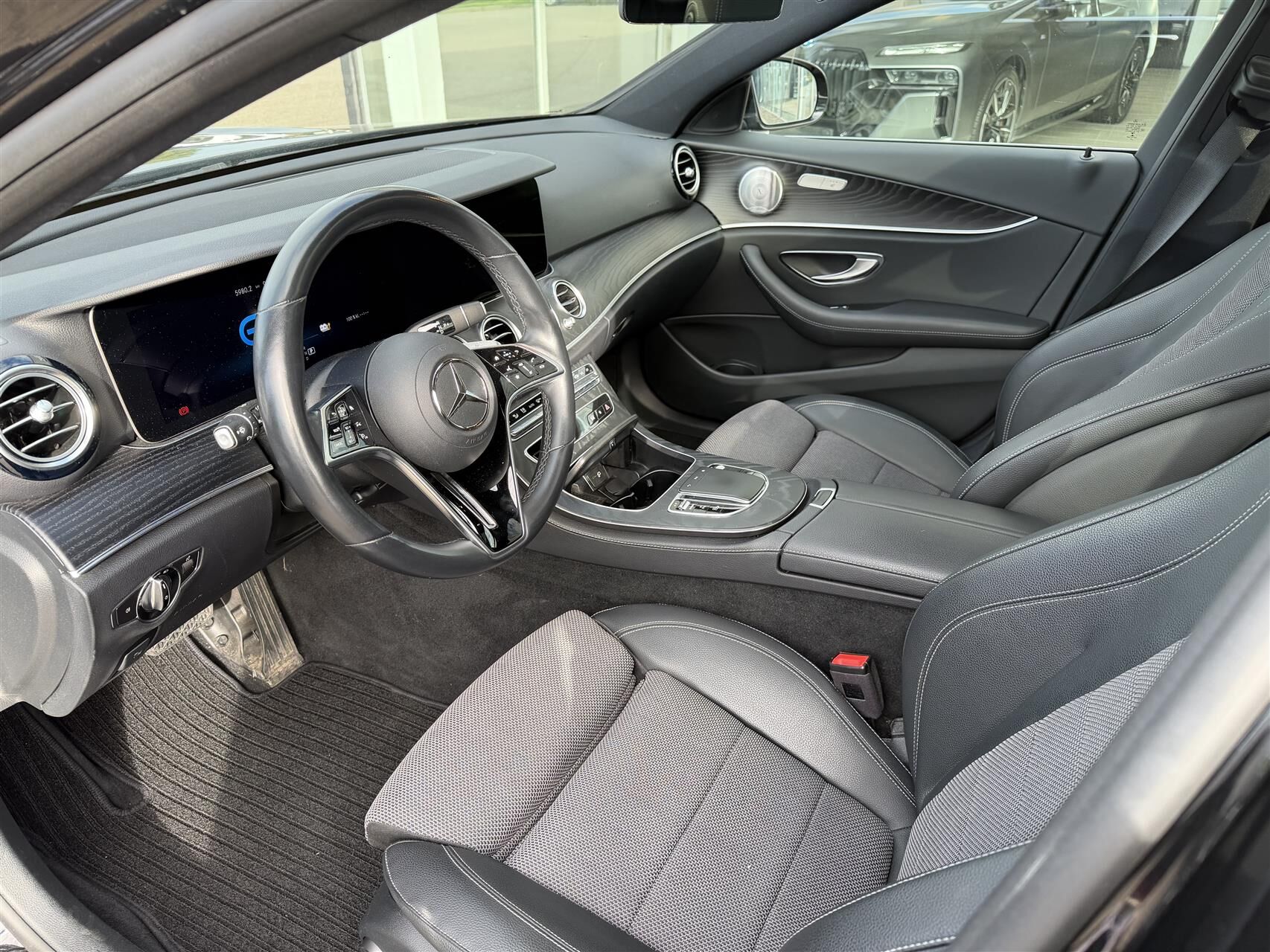 Billede af Mercedes-Benz E300 de T 2,0 Plugin-hybrid 9G-Tronic 306HK Stc Aut.