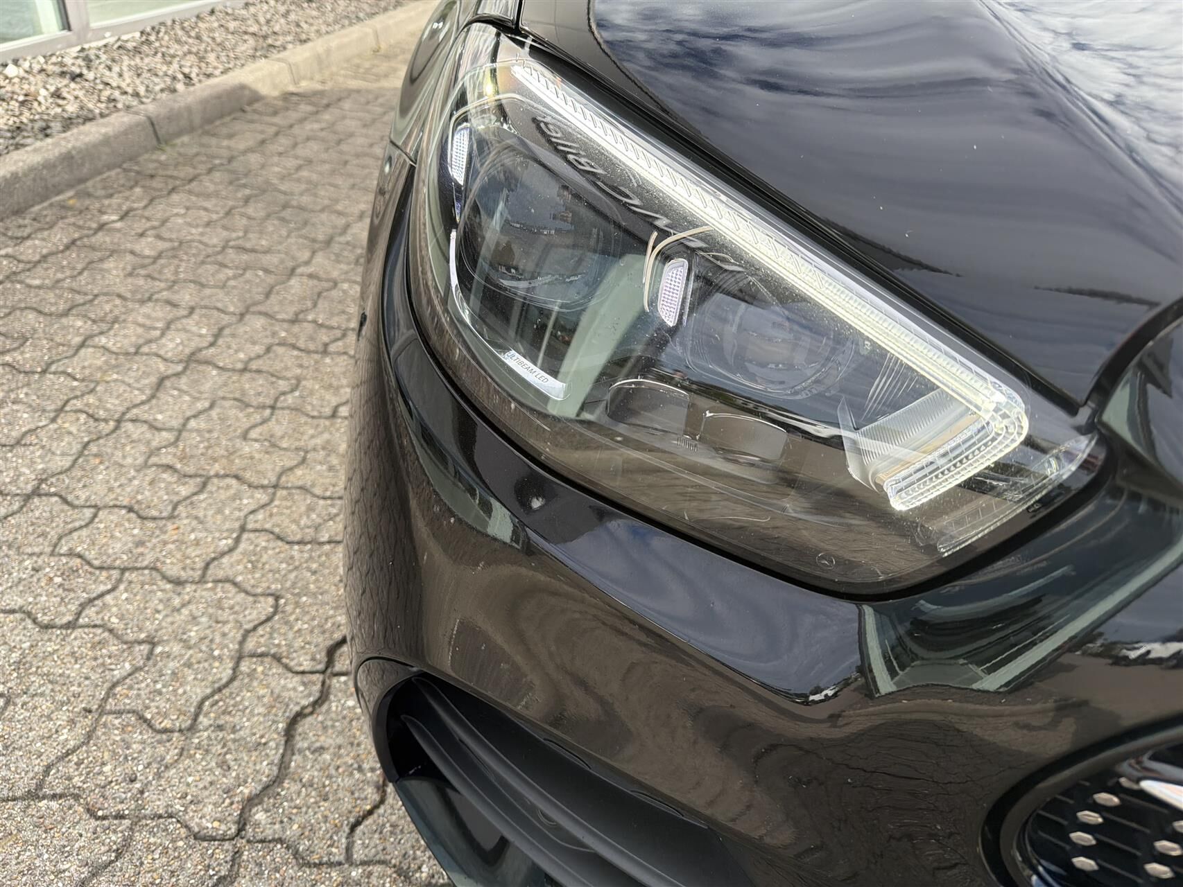 Billede af Mercedes-Benz E300 de T 2,0 Plugin-hybrid 9G-Tronic 306HK Stc Aut.