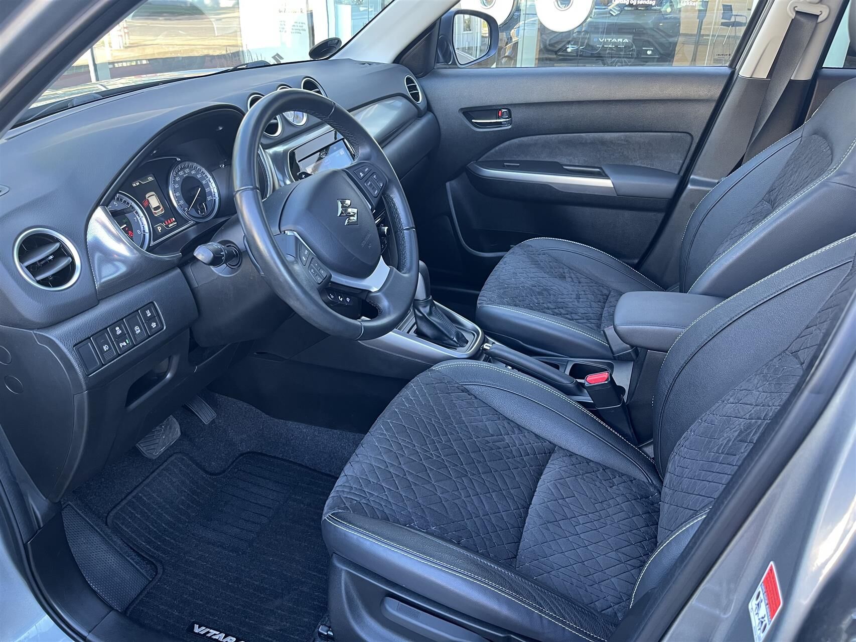 Billede af Suzuki Vitara 1,4 Boosterjet  Mild hybrid Adventure 129HK 5d 6g Aut.