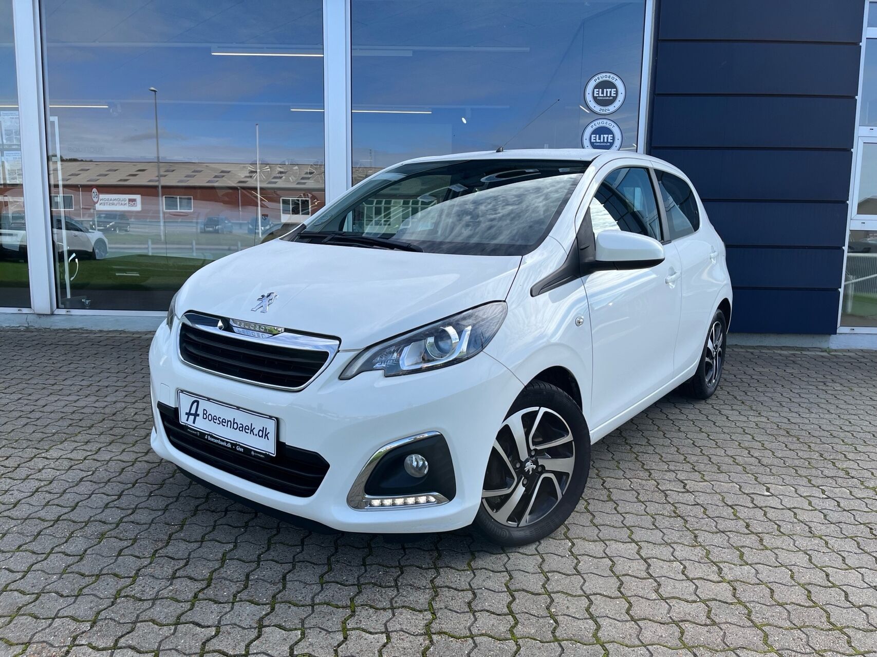 Billede af Peugeot 108 1,0 e-Vti Allure+ 72HK 5d