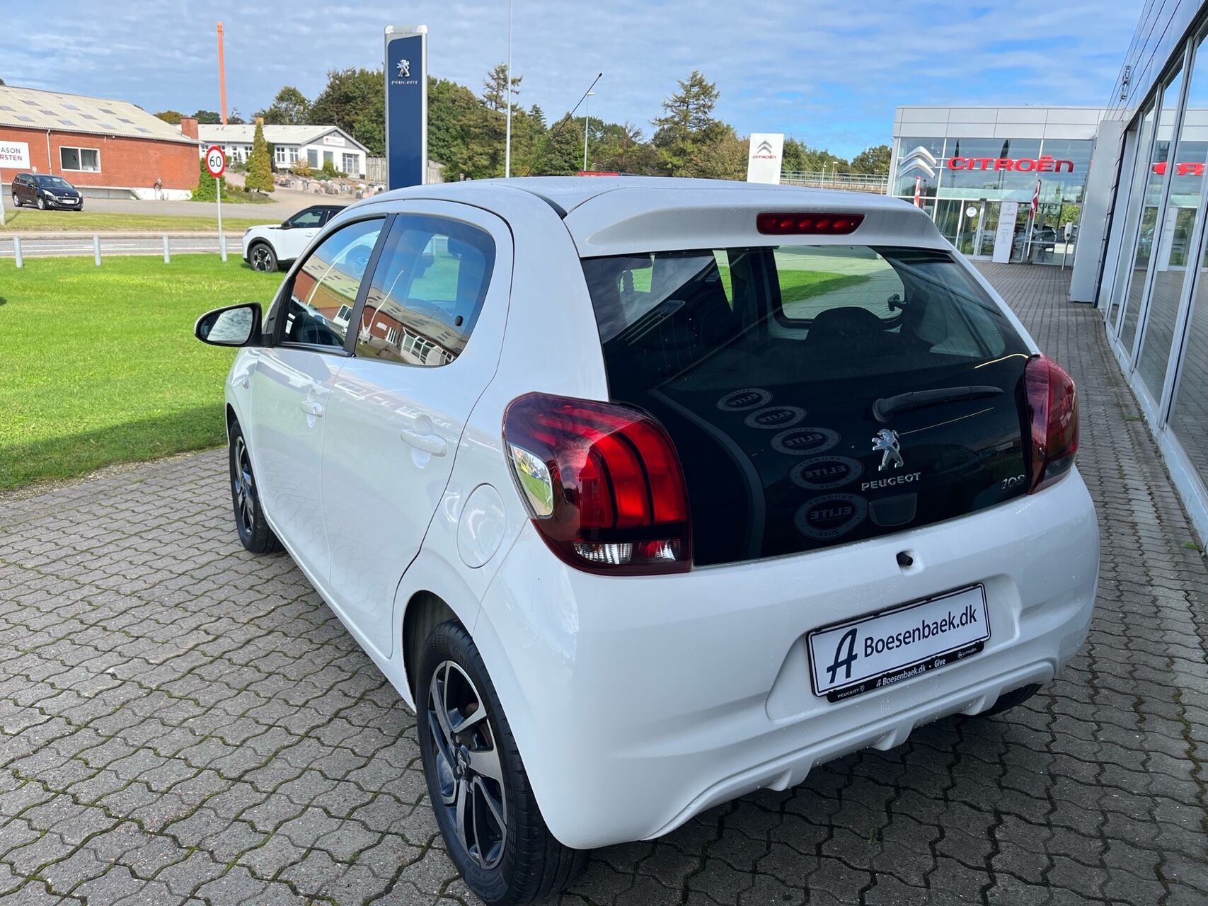 Billede af Peugeot 108 1,0 e-Vti Allure+ 72HK 5d
