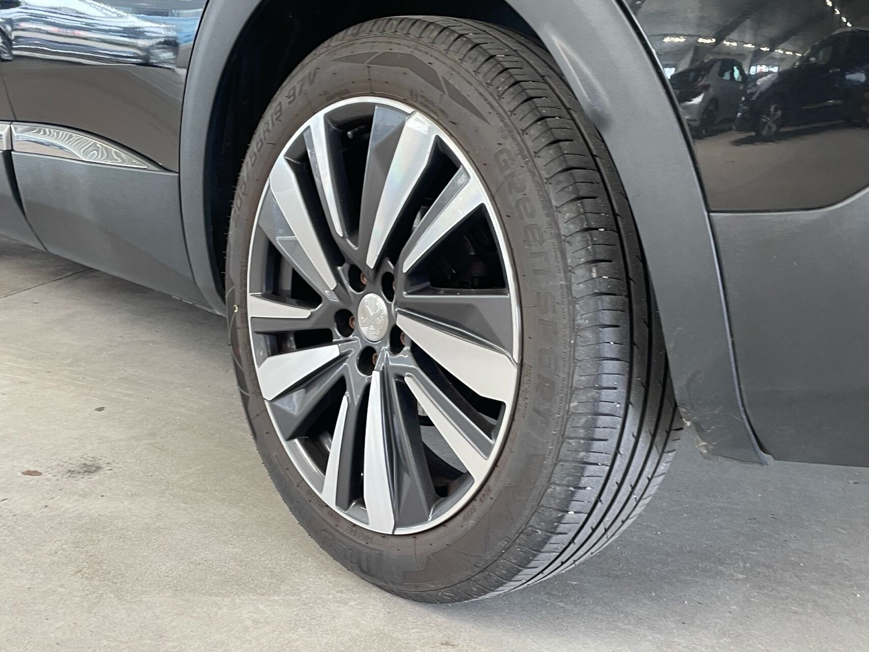 Billede af Peugeot 3008 1,2 e-THP Allure 130HK 5d 6g