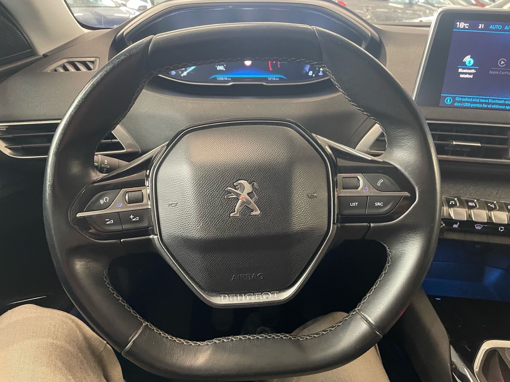 Billede af Peugeot 3008 1,2 e-THP Allure 130HK 5d 6g
