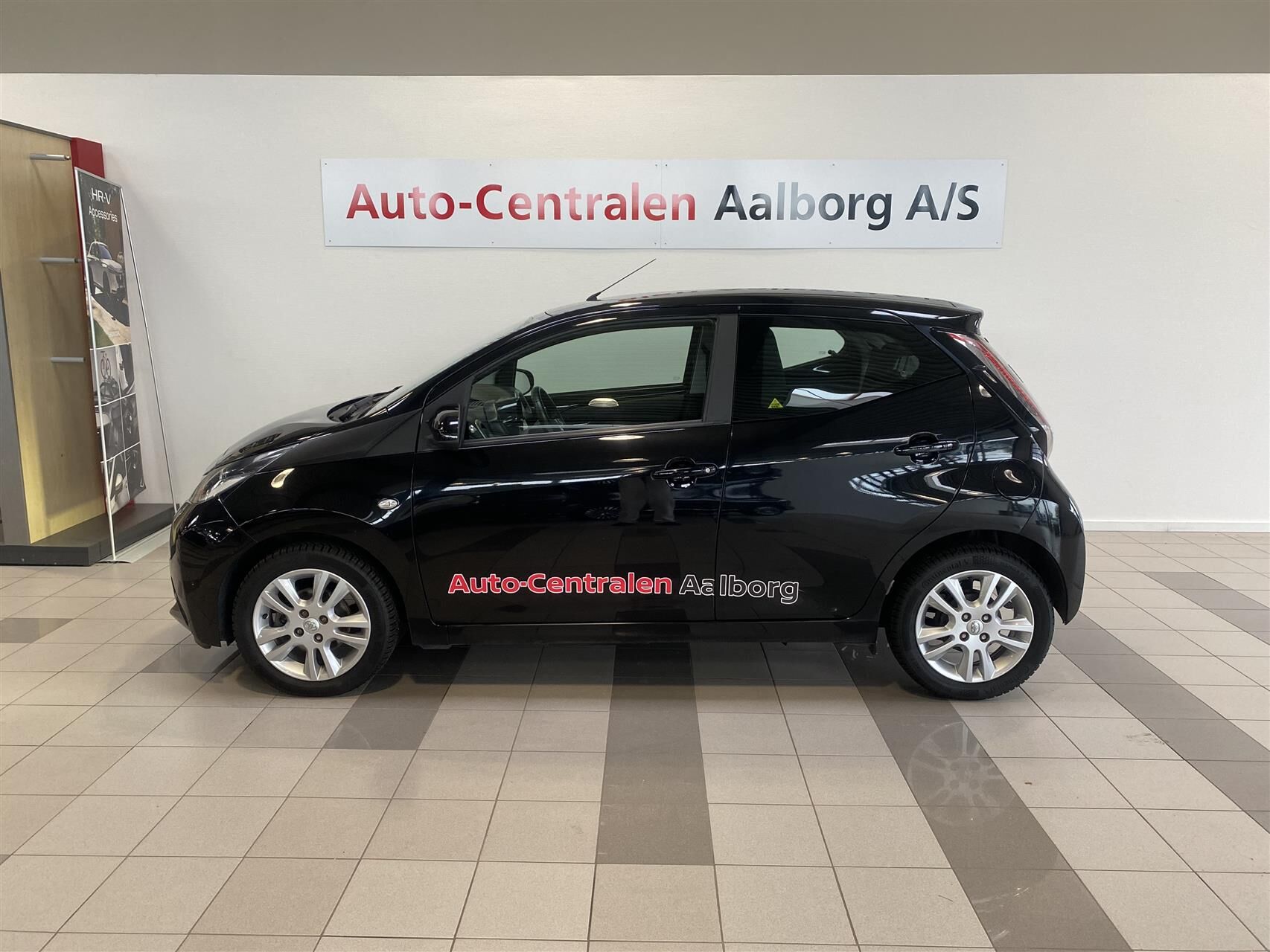Billede af Toyota Aygo 1,0 VVT-I X-Play + Plus pakke 69HK 5d