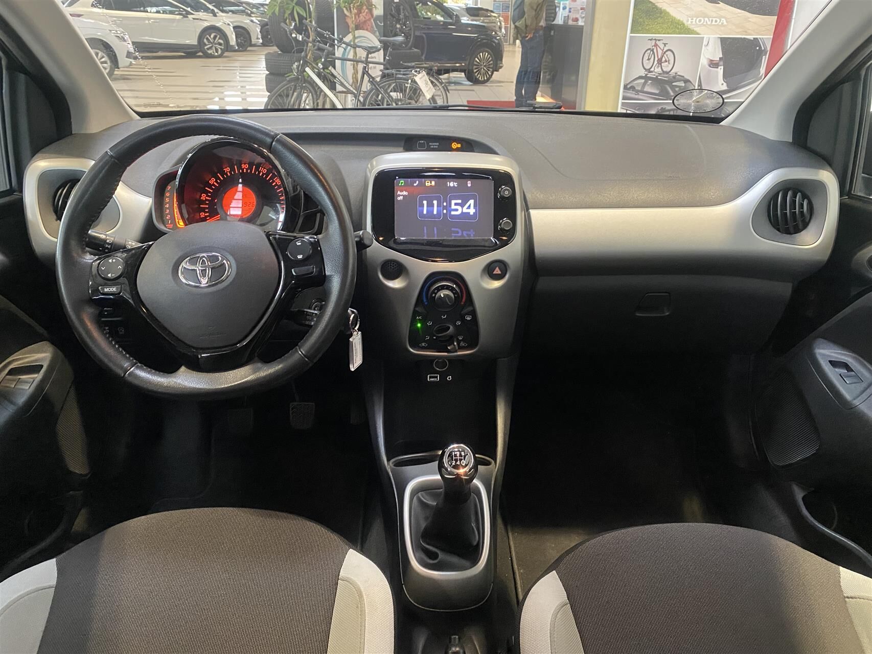 Billede af Toyota Aygo 1,0 VVT-I X-Play + Plus pakke 69HK 5d