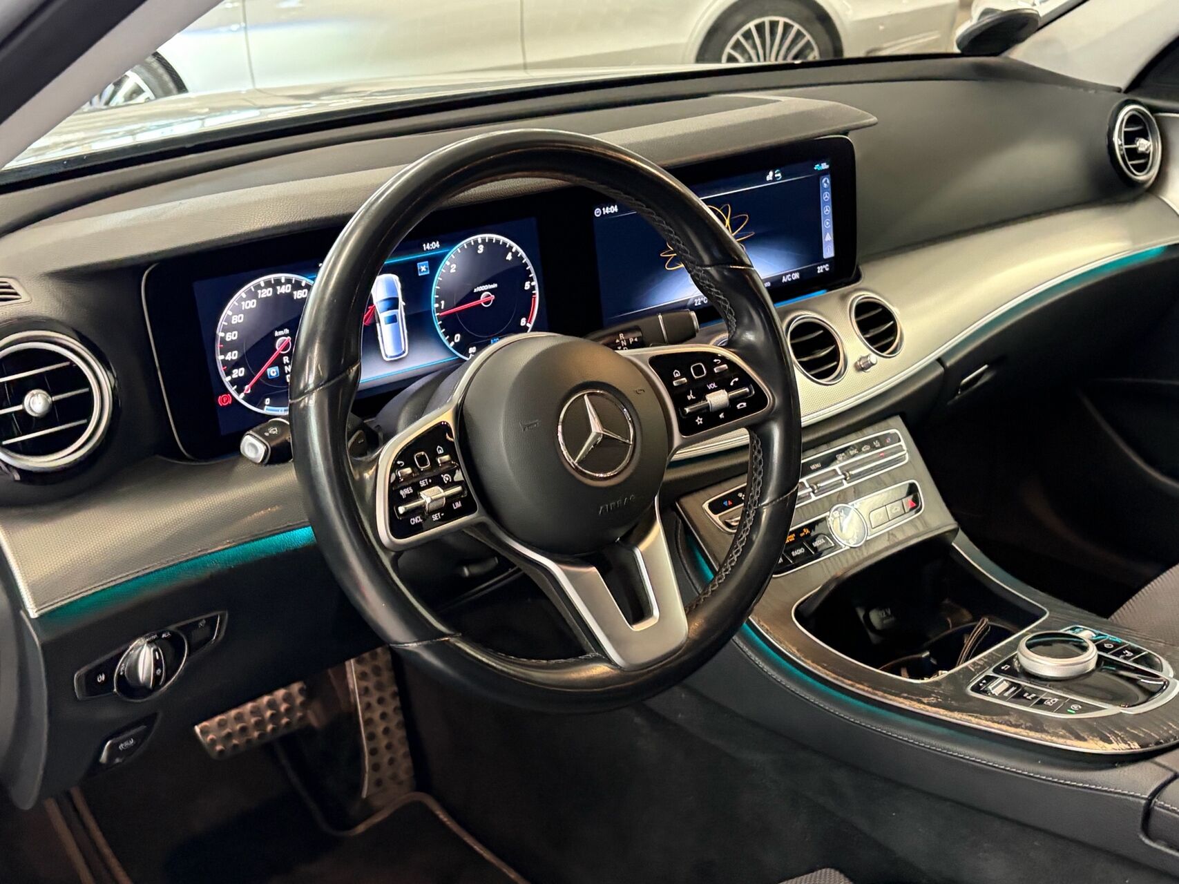 Billede af Mercedes-Benz E300 d T 2,0 CDI Avantgarde 9G-Tronic 245HK Stc Aut.
