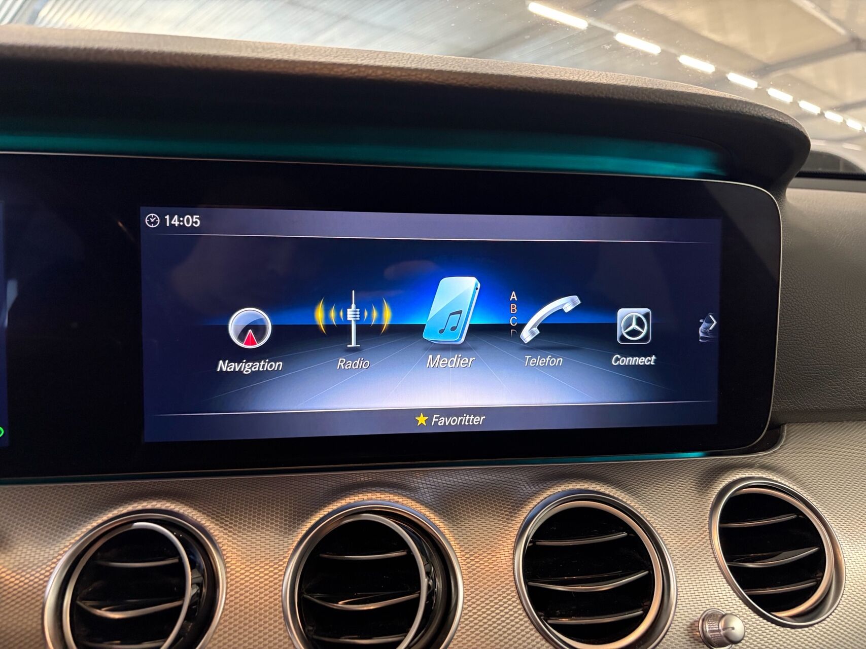 Billede af Mercedes-Benz E300 d T 2,0 CDI Avantgarde 9G-Tronic 245HK Stc Aut.
