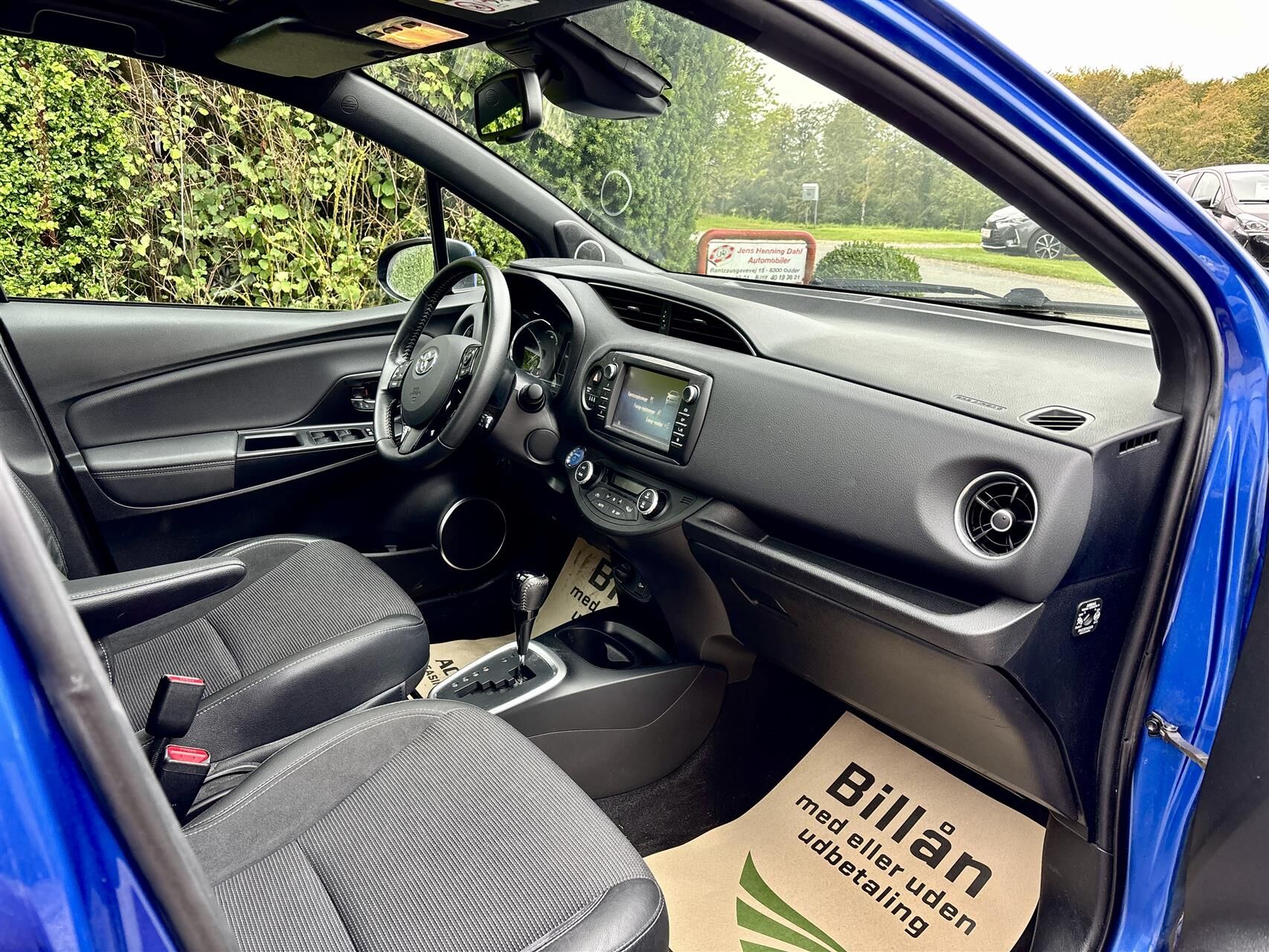 Billede af Toyota Yaris 1,5 Hybrid H3 Smartpakke E-CVT 100HK 5d Trinl. Gear