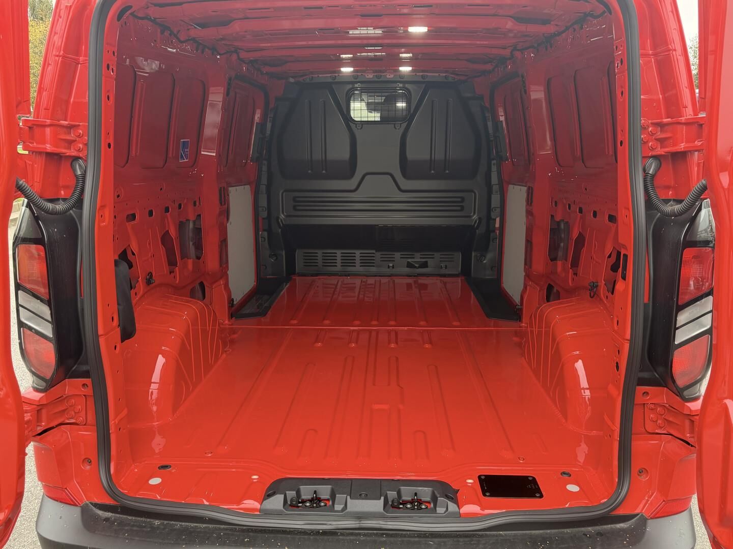 Billede af Ford Transit Custom 320 L2H1 2,0 EcoBlue Trend 136HK Van 8g Aut.