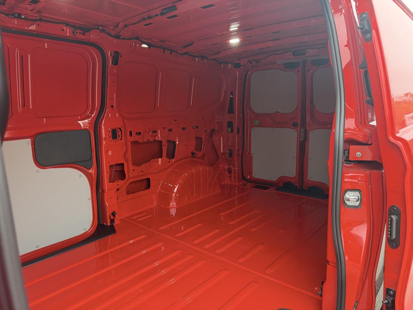 Billede af Ford Transit Custom 320 L2H1 2,0 EcoBlue Trend 136HK Van 8g Aut.