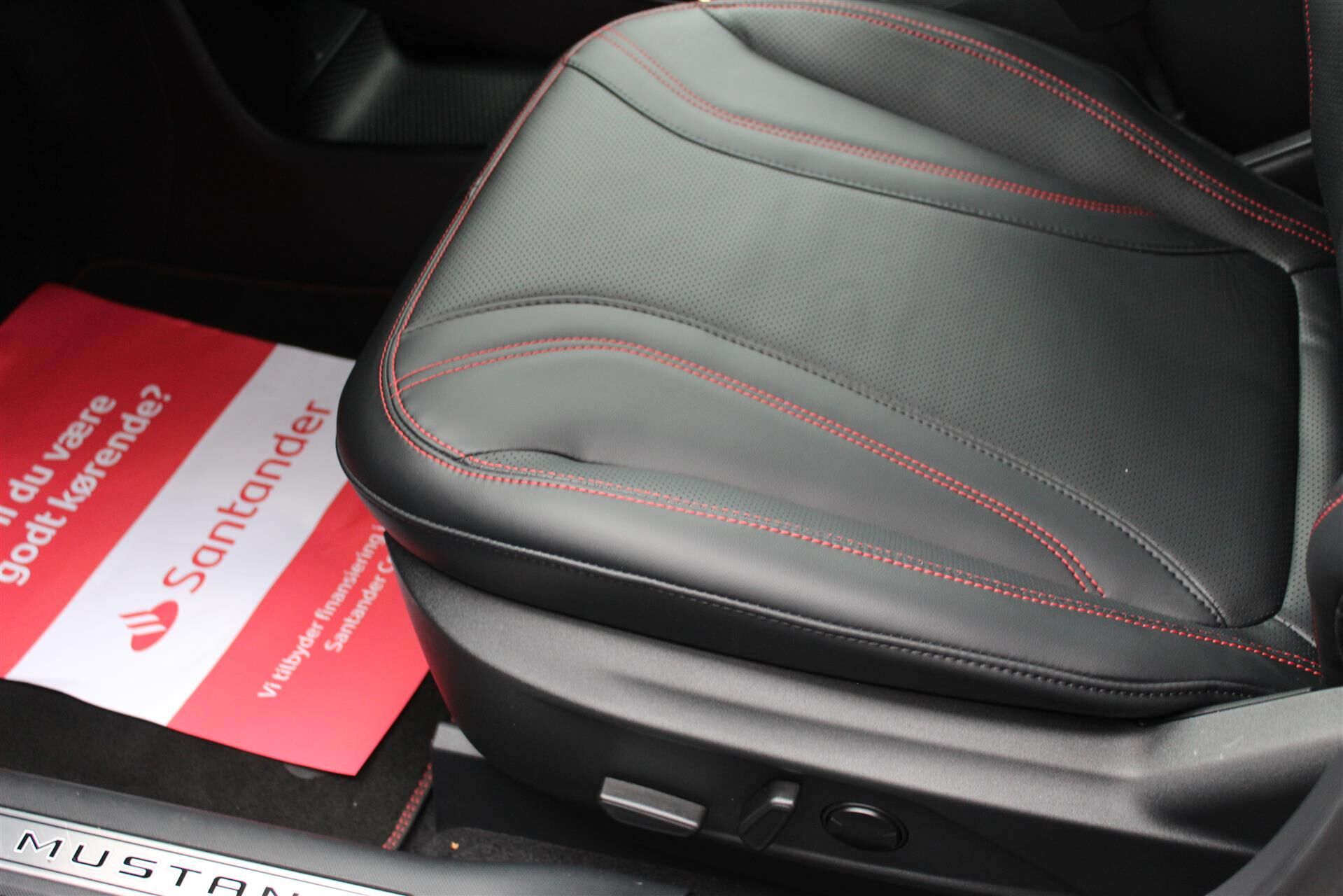 Billede af Ford Mustang Mach-E EL UR Premium 294HK 5d Aut.