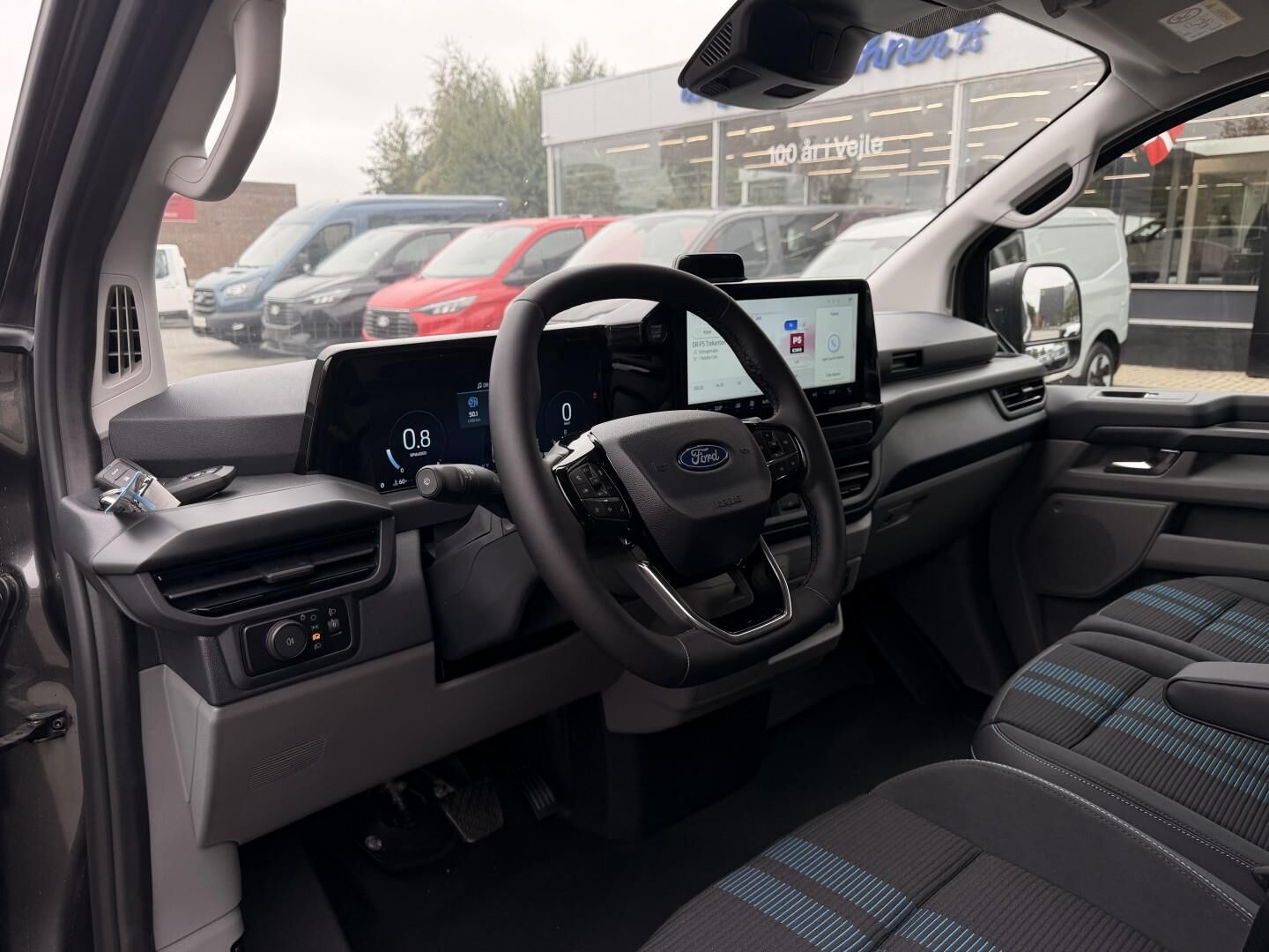 Billede af Ford Transit Custom 320 L2H1 2,0 EcoBlue Sport AWD 170HK Van 8g Aut.