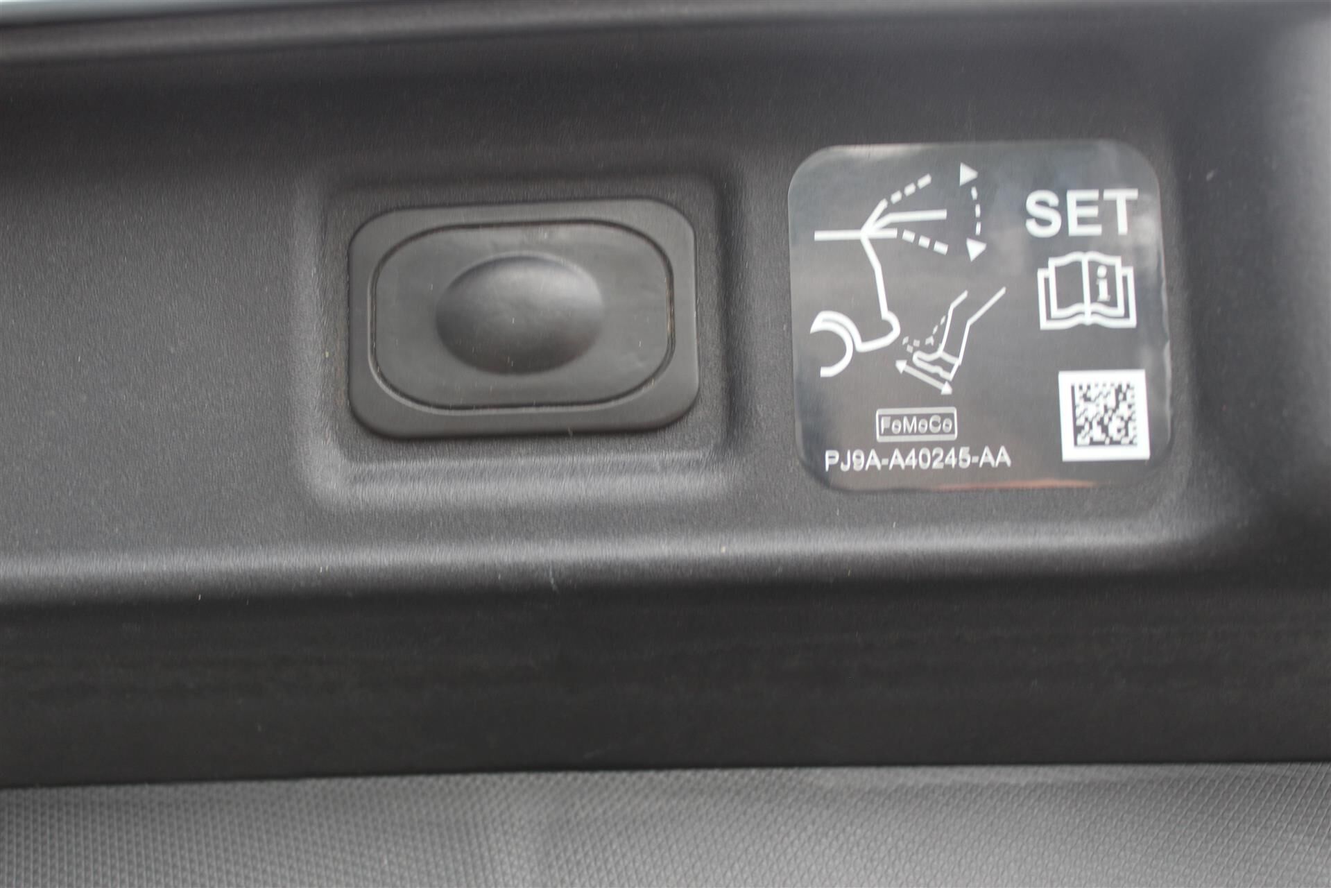 Billede af Ford Mustang Mach-E EL UR Premium 294HK 5d Aut.