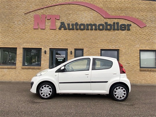 Peugeot 107 1,0 Active 68HK 5d