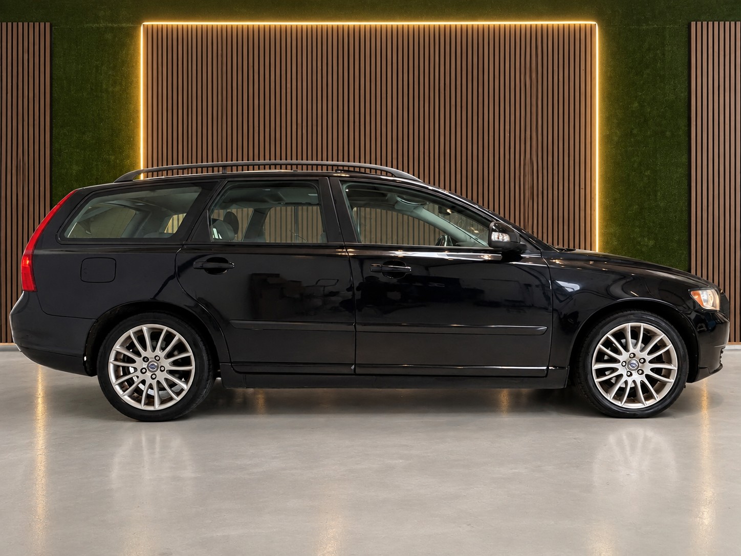 Billede af Volvo V50 1,6 D2 Base 115HK Stc 6g