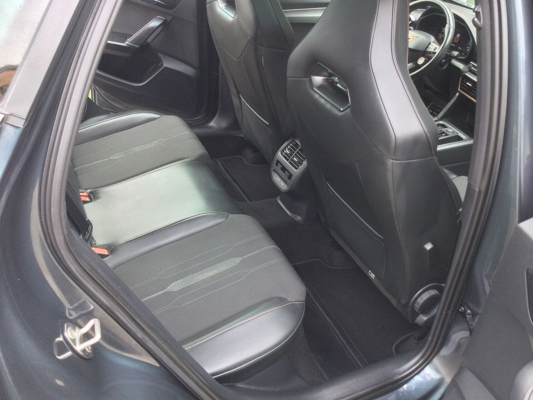 Billede af Cupra Formentor 1,4 TSI  Plugin-hybrid VZ DSG 245HK 5d 6g Aut.