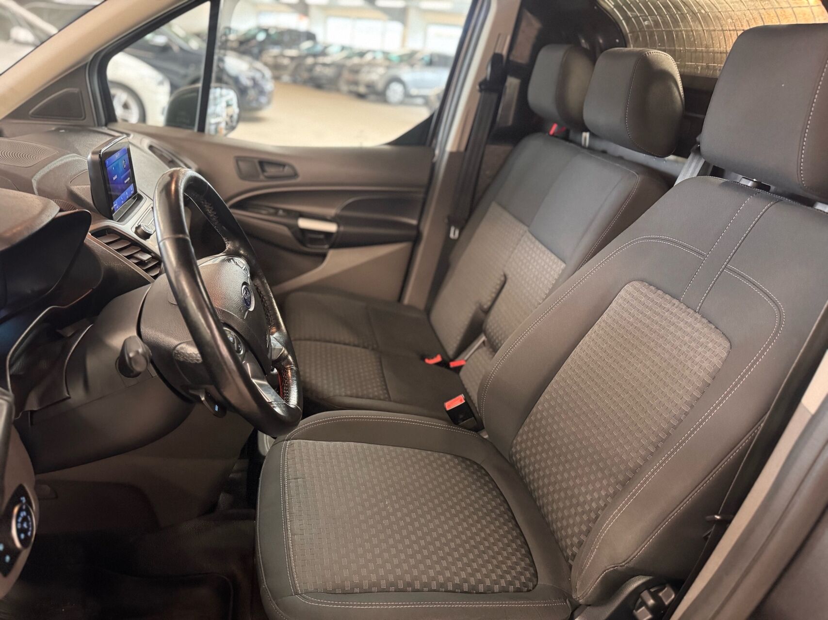 Billede af Ford Transit Connect Kort 1,5 EcoBlue Trend 120HK Van 8g Aut.