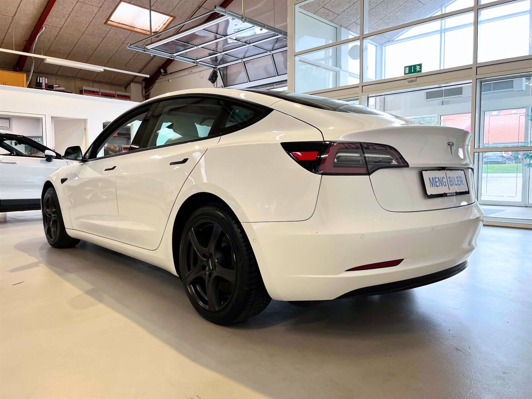 Billede af Tesla Model 3 EL Standard Range Plus 283HK Aut. 