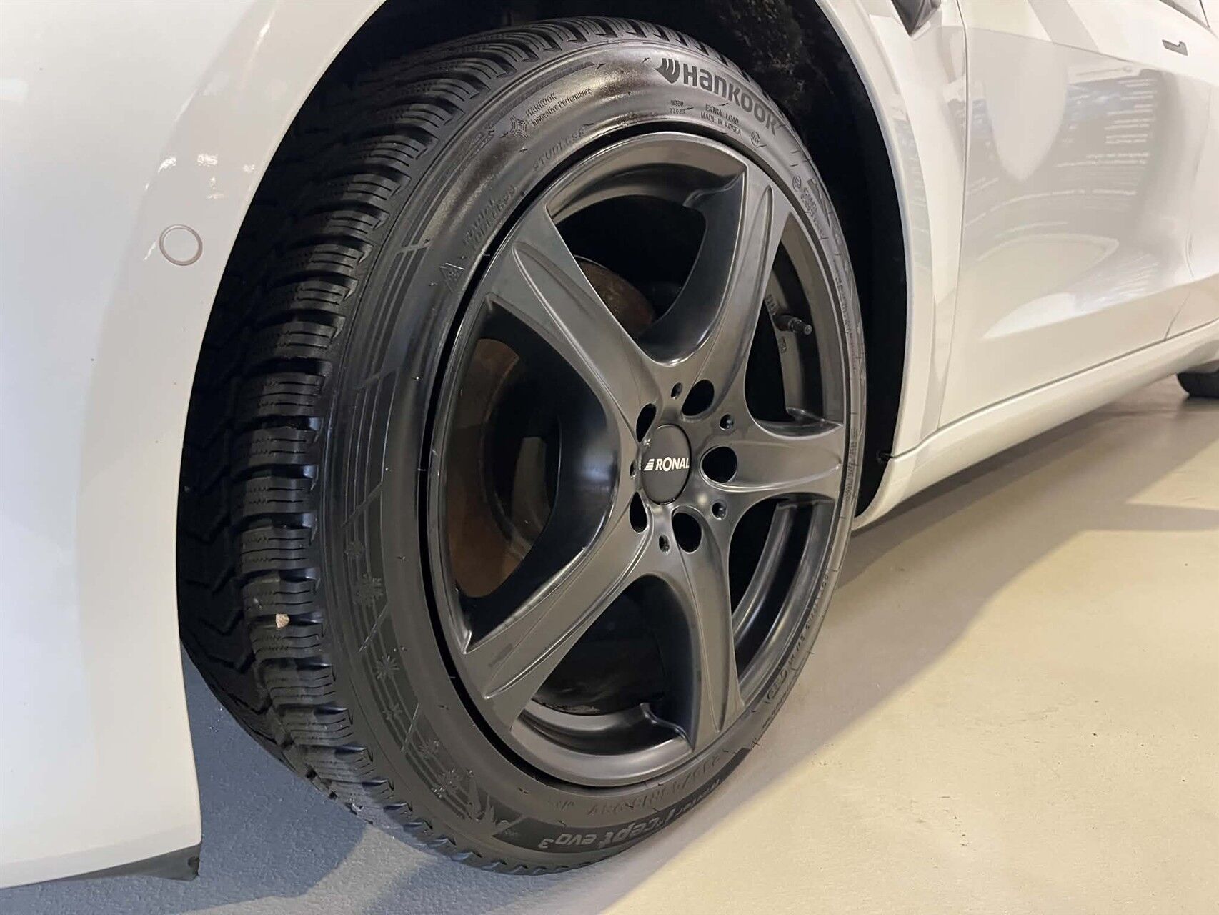 Billede af Tesla Model 3 EL Standard Range Plus 283HK Aut. 