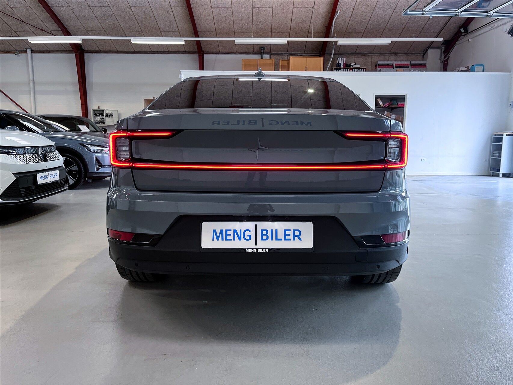 Billede af Polestar 2 EL Intro Dual motor AWD 408HK 5d Aut.