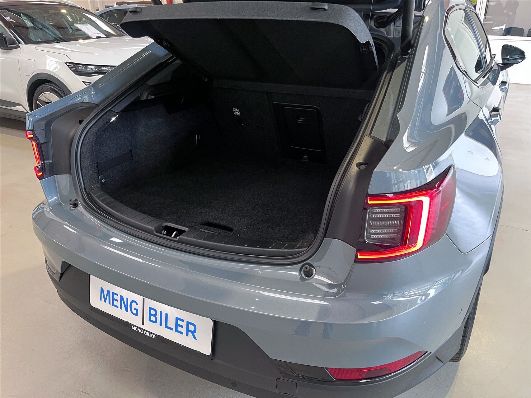 Billede af Polestar 2 EL Intro Dual motor AWD 408HK 5d Aut.