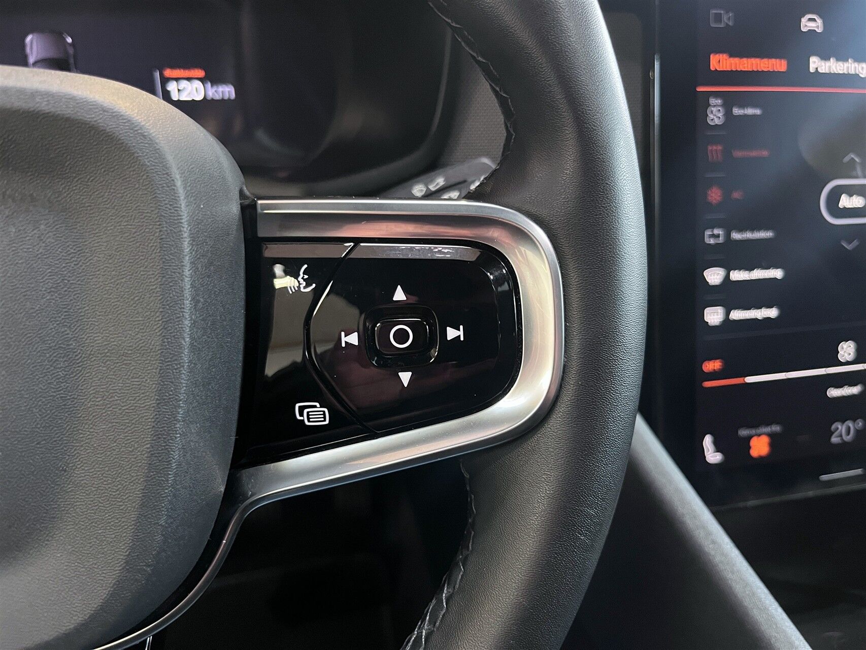 Billede af Polestar 2 EL Intro Dual motor AWD 408HK 5d Aut.