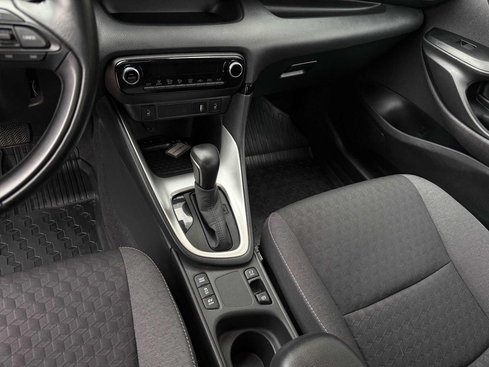 Billede af Toyota Yaris 1,5 Hybrid Active Technology 116HK 5d Trinl. Gear