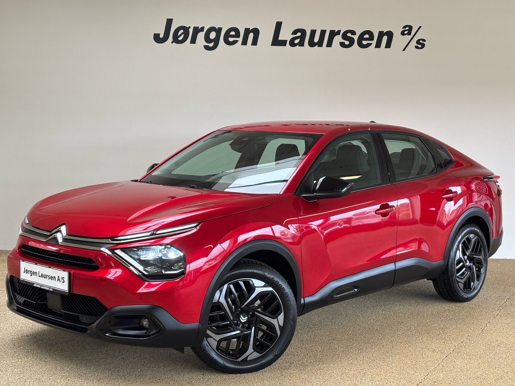 Billede af Citroën C4 X 1,2 PureTech Chevron Sport EAT8 130HK 5d 8g Aut.