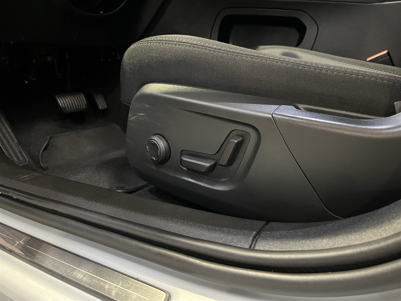 Billede af Polestar 2 EL Long Range Single motor Plus 231HK 5d Aut.