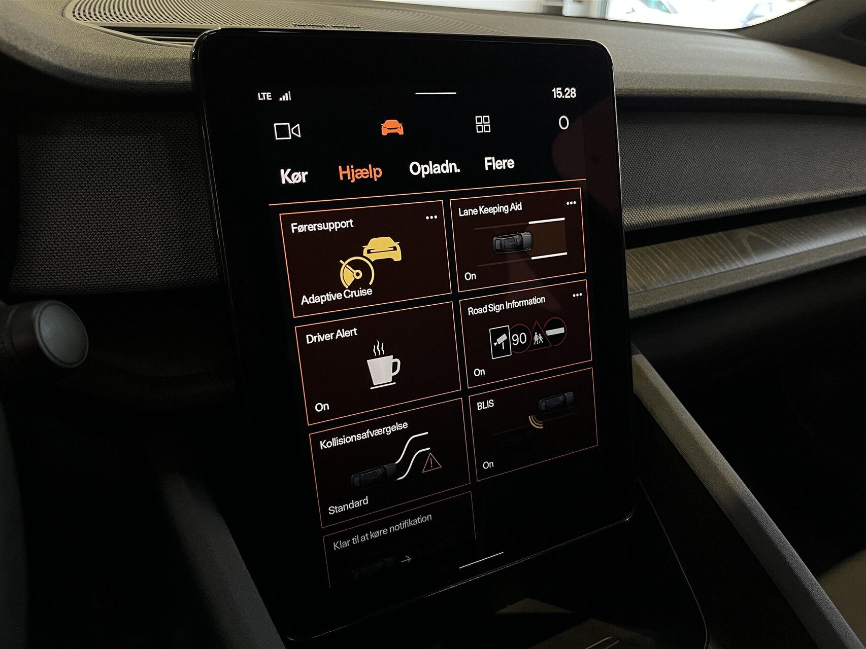 Billede af Polestar 2 EL Long Range Single motor Plus 231HK 5d Aut.