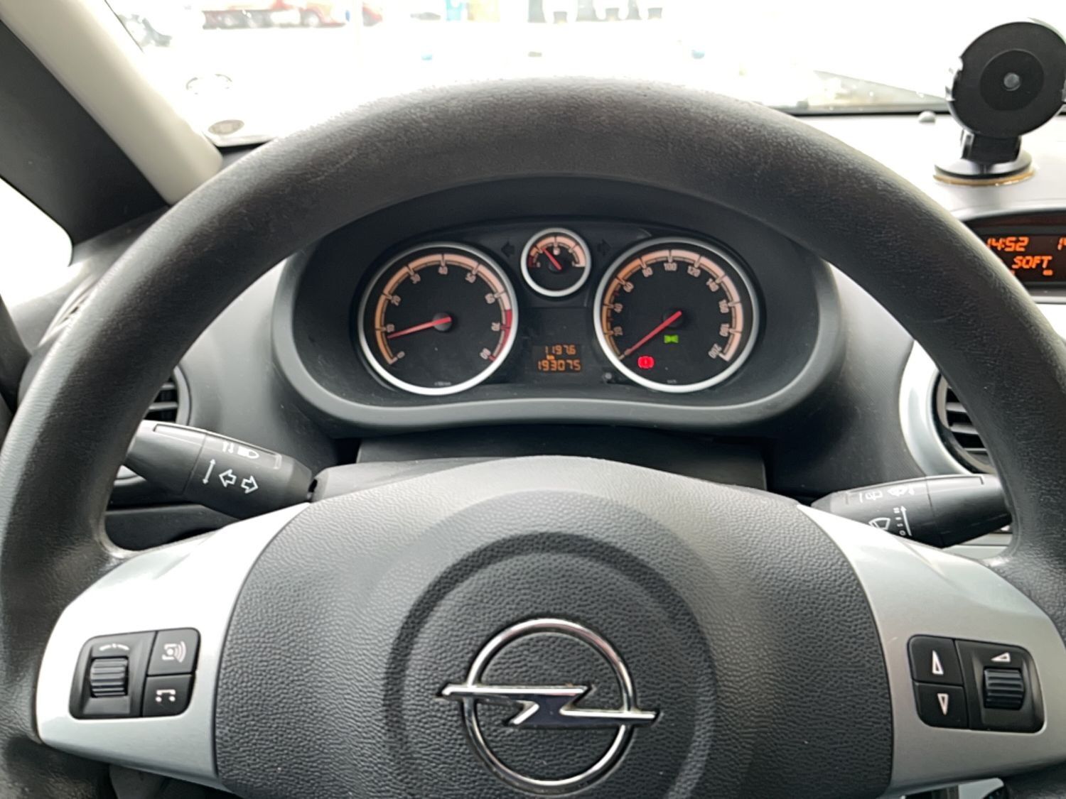 Billede af Opel Corsa 1,2 Twinport Cosmo 80HK 3d