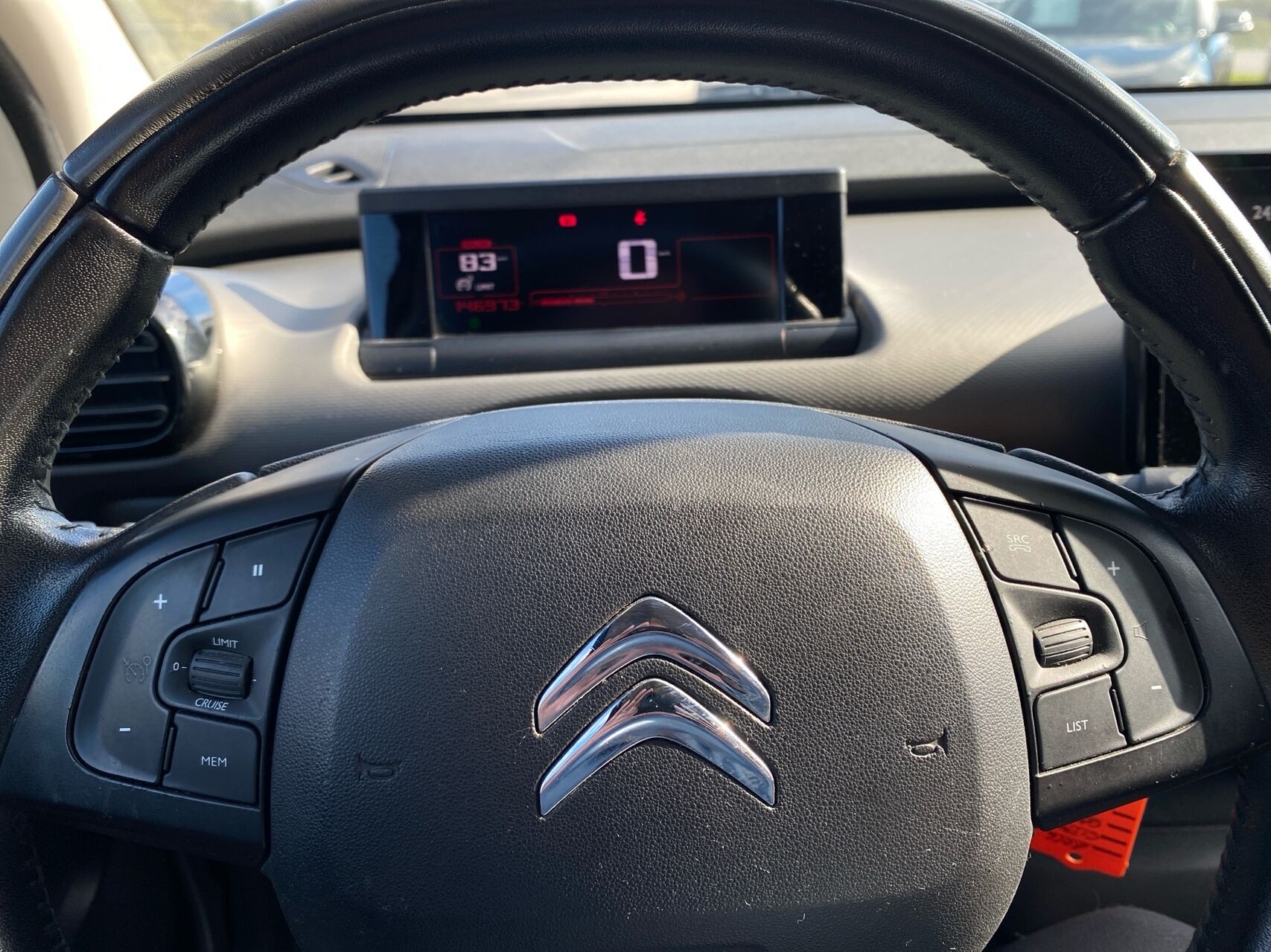Billede af Citroën C4 Cactus 1,6 Blue HDi Challenge start/stop 100HK 5d