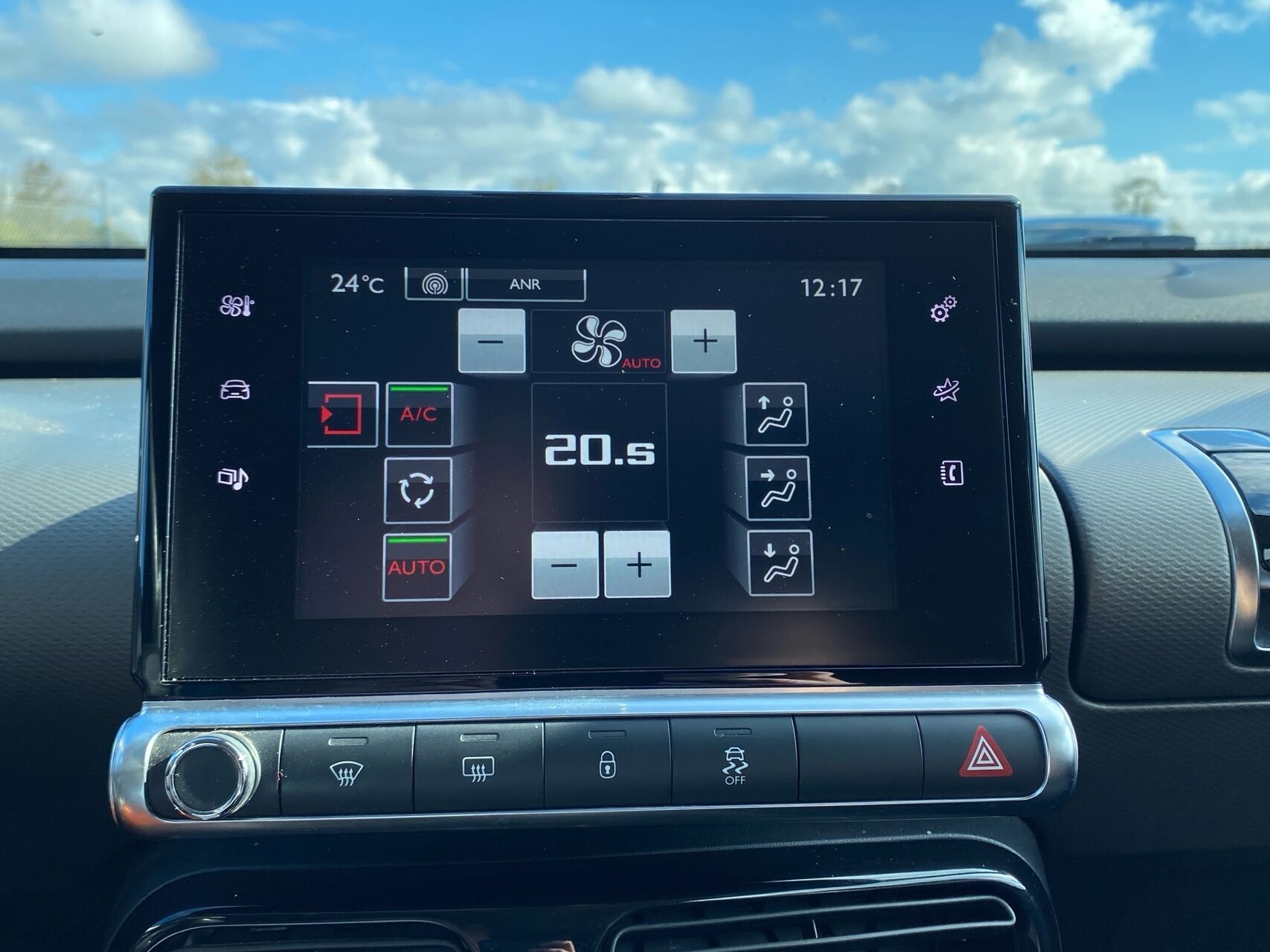Billede af Citroën C4 Cactus 1,6 Blue HDi Challenge start/stop 100HK 5d