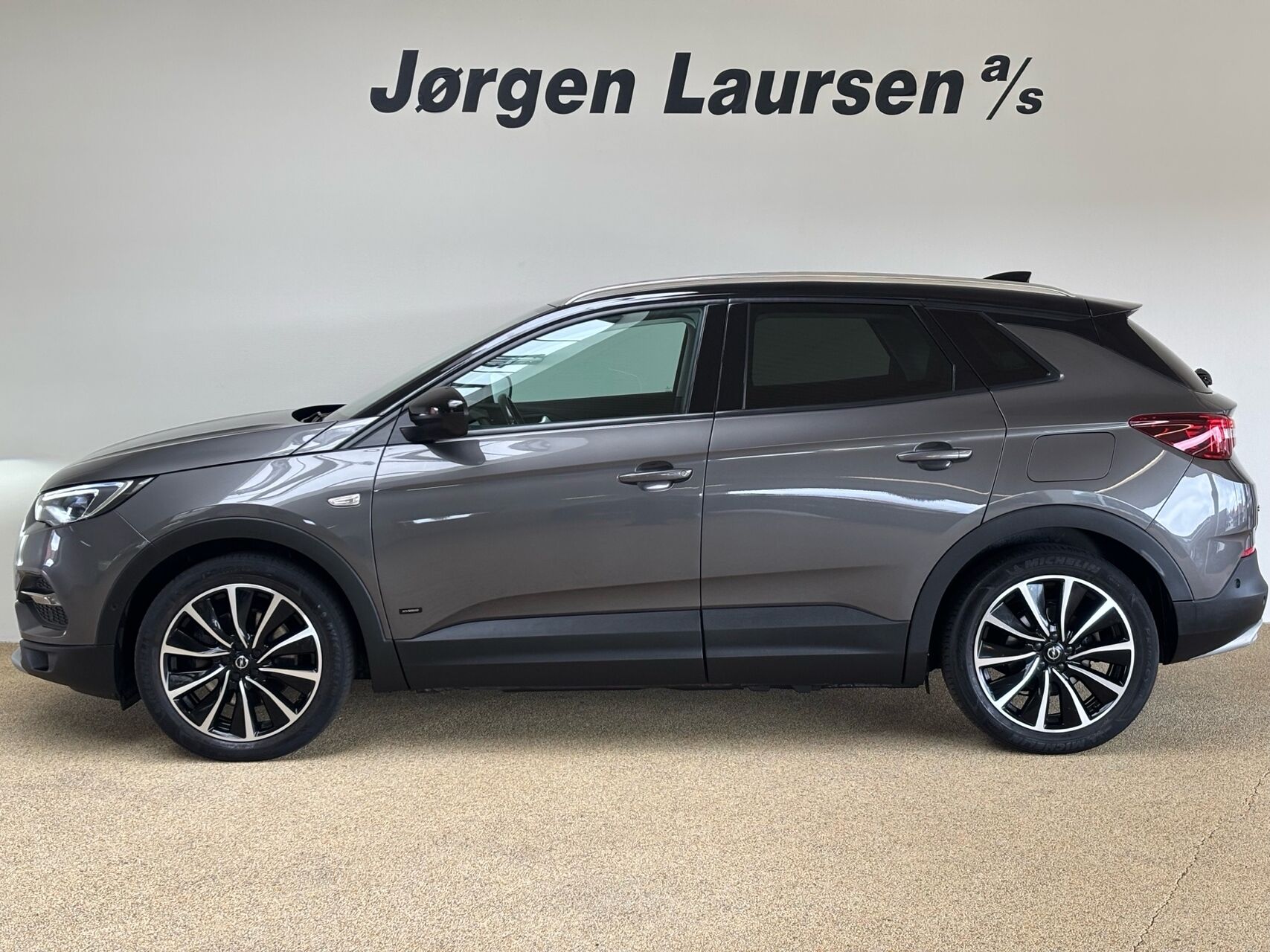 Billede af Opel Grandland X 1,6 PHEV  Plugin-hybrid Ultimate 225HK 5d 8g Aut.