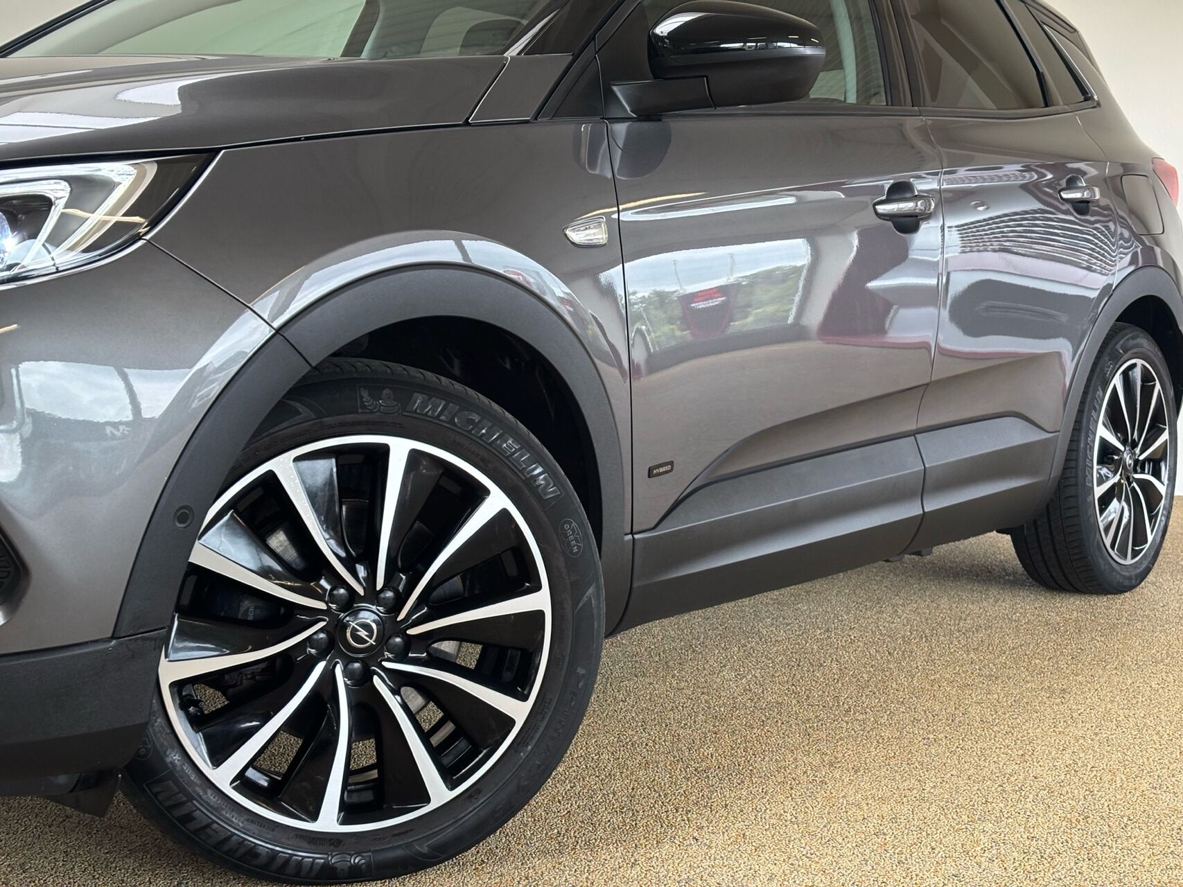Billede af Opel Grandland X 1,6 PHEV  Plugin-hybrid Ultimate 225HK 5d 8g Aut.