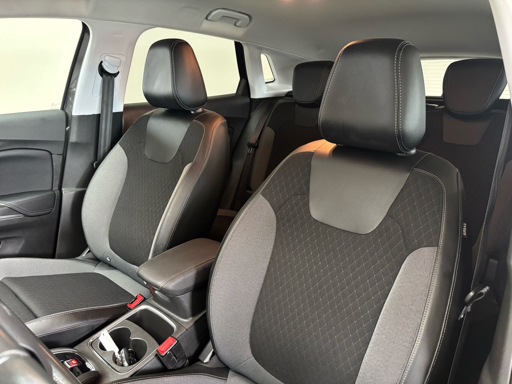 Billede af Opel Grandland X 1,6 PHEV  Plugin-hybrid Ultimate 225HK 5d 8g Aut.