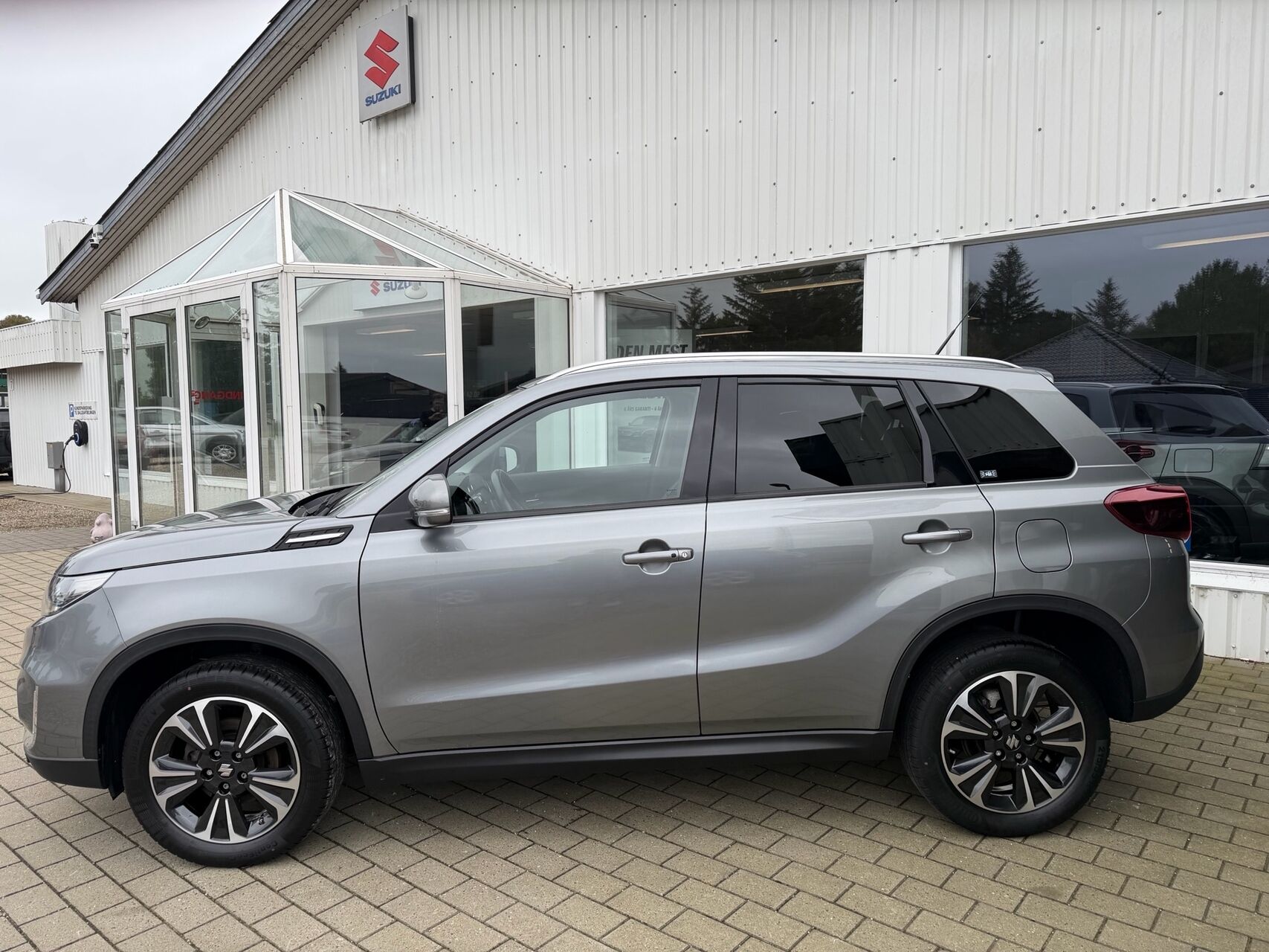 Billede af Suzuki Vitara 1,4 Boosterjet  Mild hybrid Adventure 129HK 5d 6g Aut.