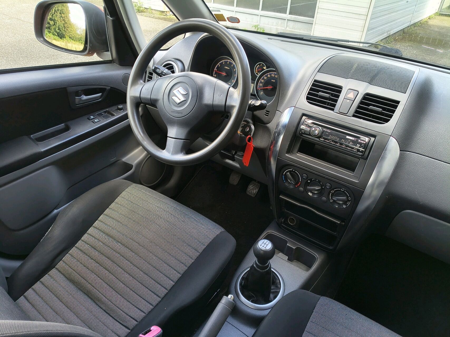 Billede af Suzuki SX4 1,6 16V GL 120HK 5d