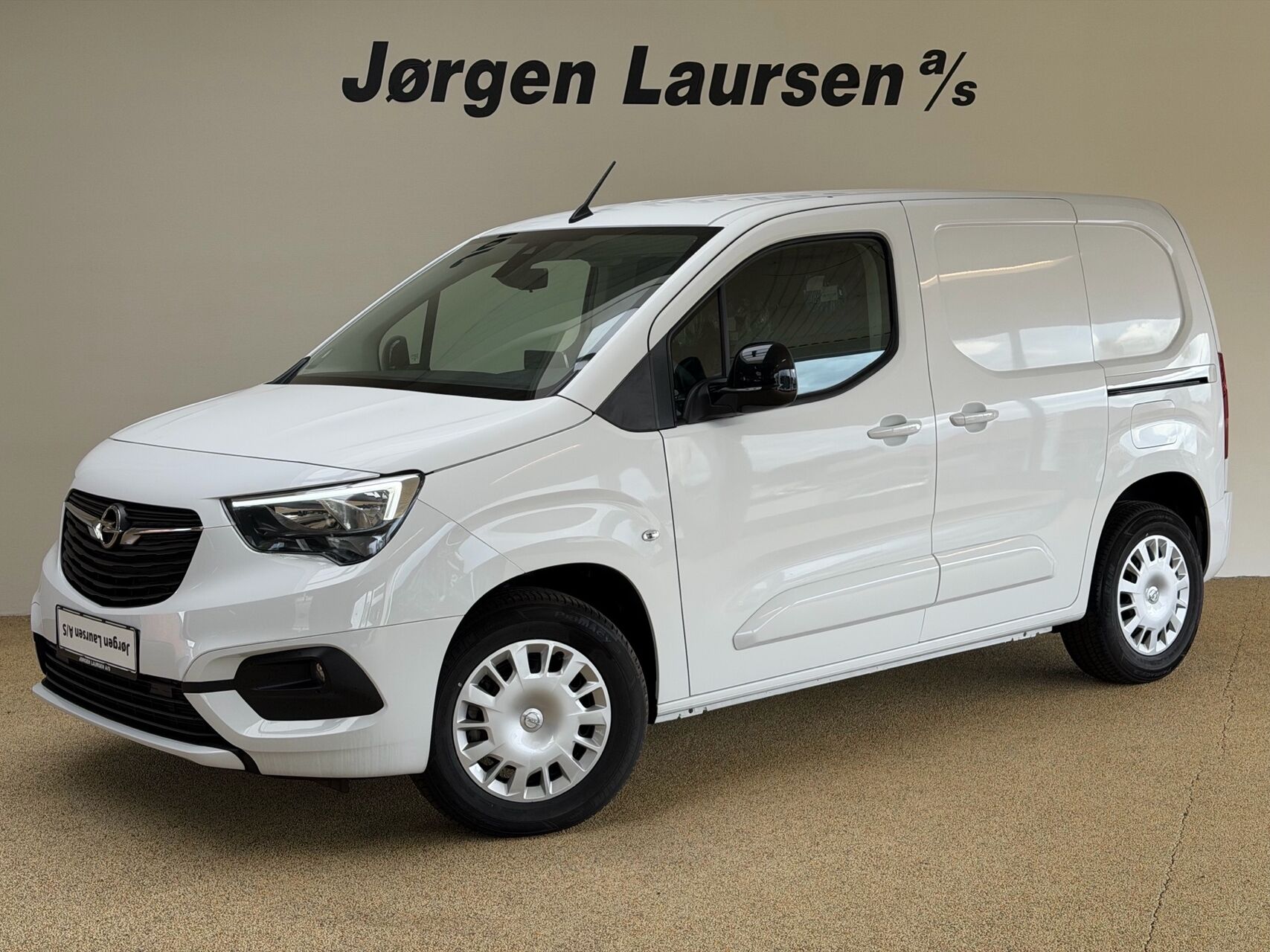 Billede af Opel COMBO-e ENJ L1 50 kWh 136 