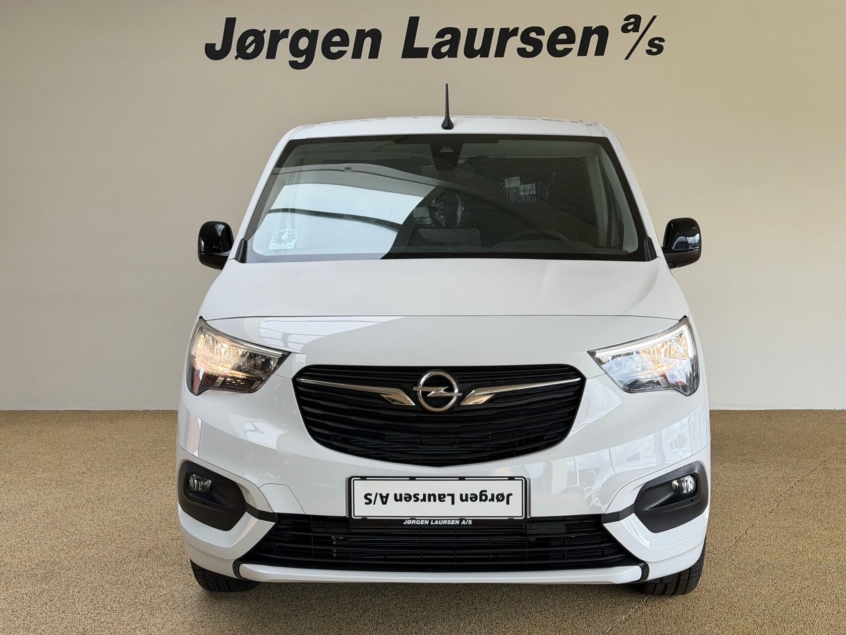 Billede af Opel COMBO-e ENJ L1 50 kWh 136 