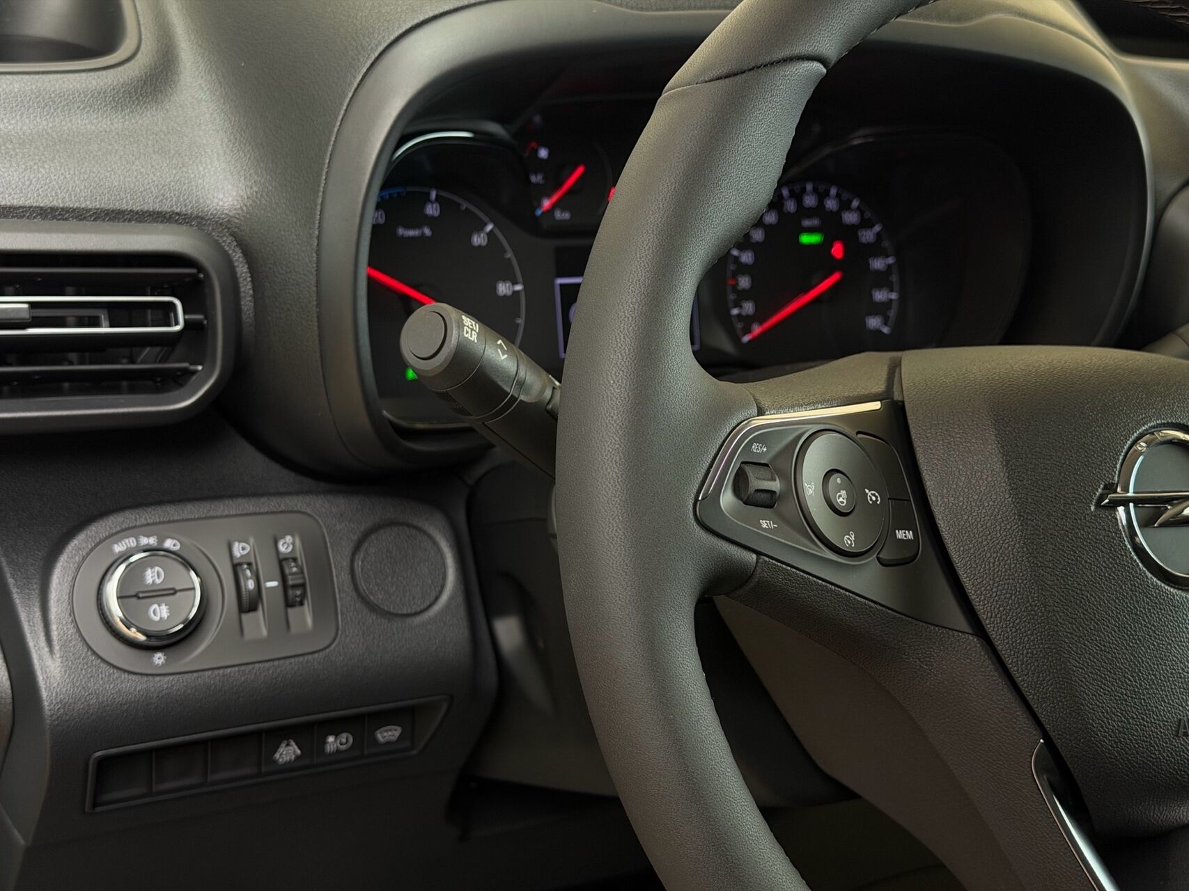 Billede af Opel COMBO-e ENJ L1 50 kWh 136 