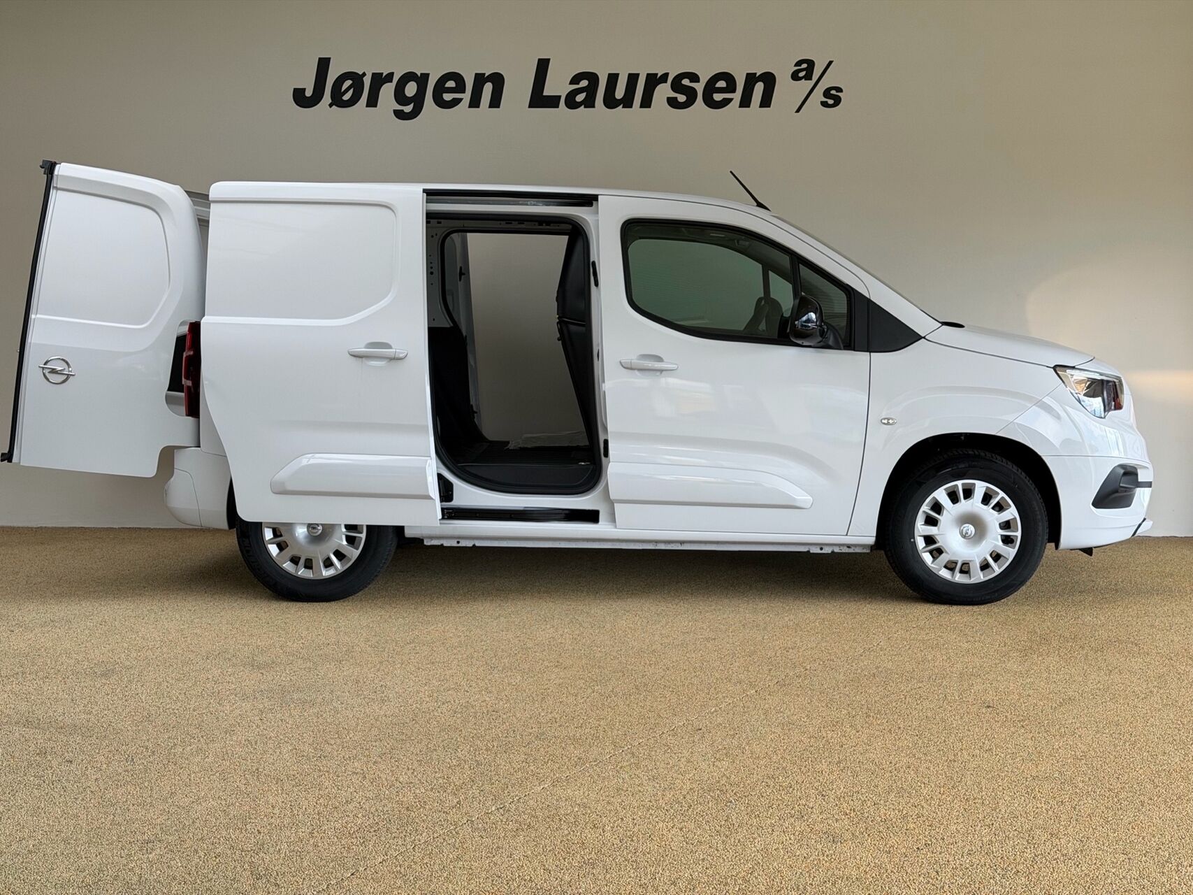Billede af Opel COMBO-e ENJ L1 50 kWh 136 