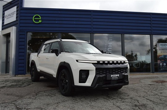 KGM Musso EV EL Black Line AWD 237HK DobKab Aut.