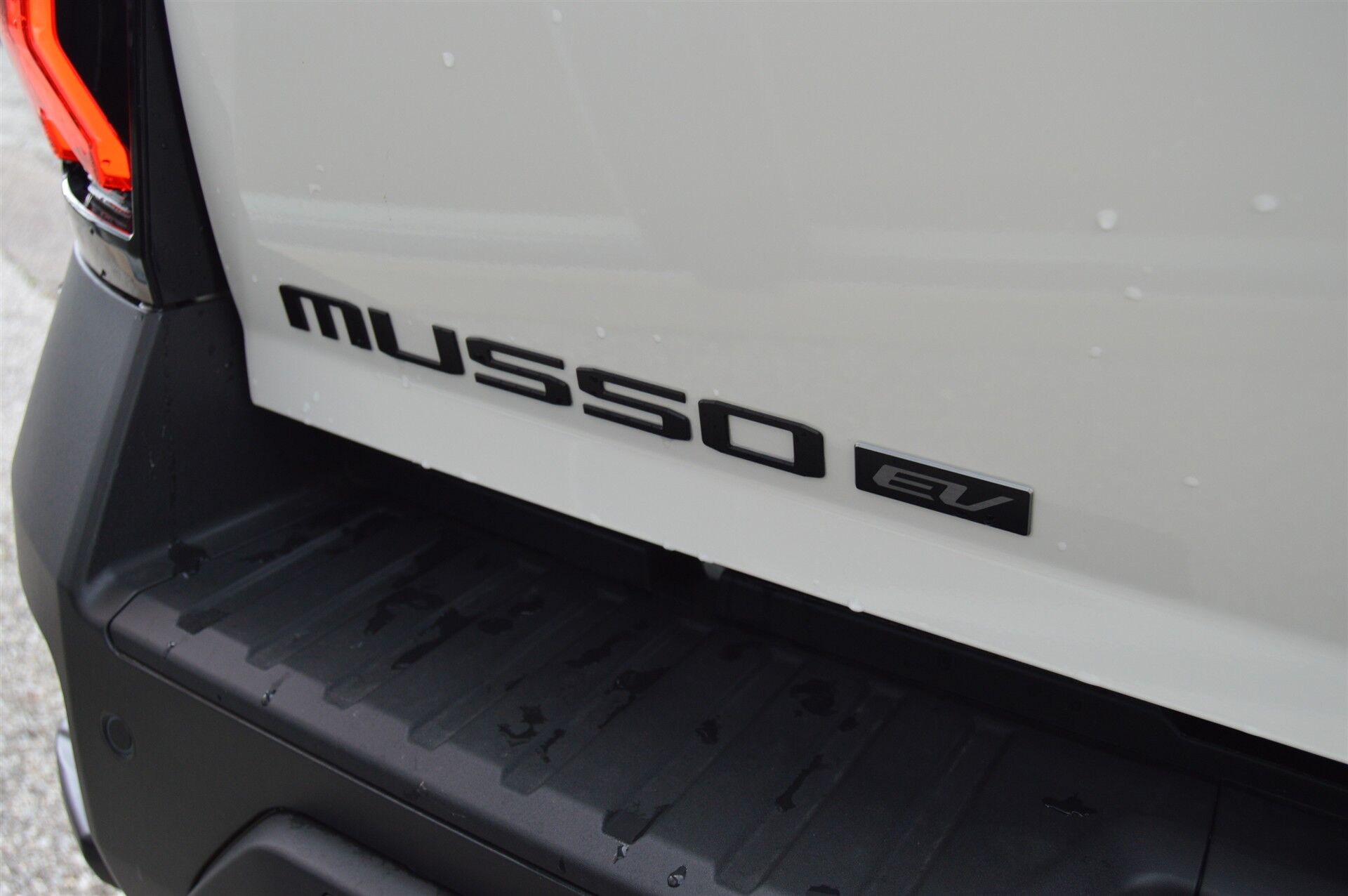 Billede af KGM Musso EV EL Black Line AWD 237HK DobKab Aut.